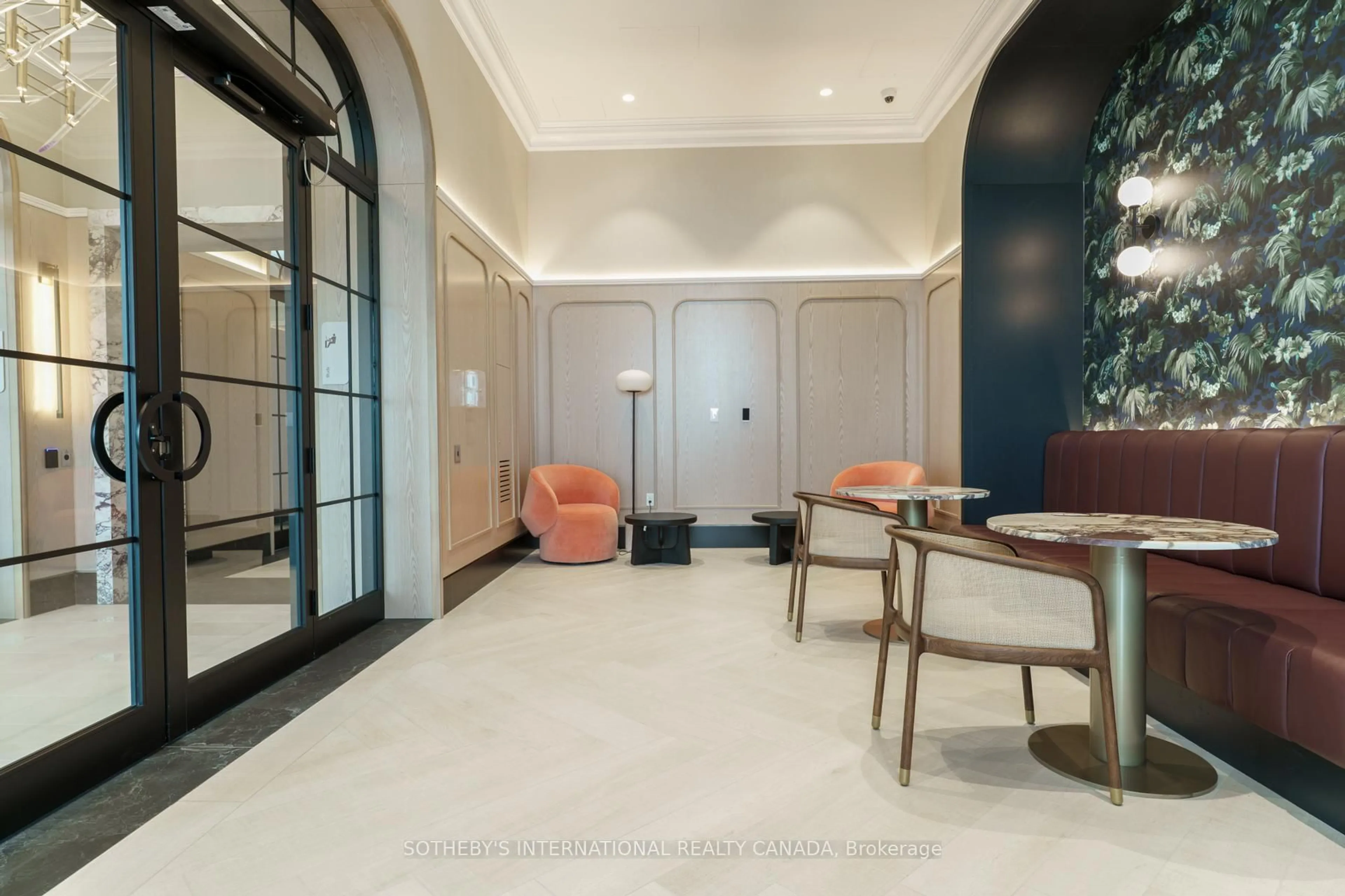 Indoor foyer for 10 Inn on the Park #1101, Toronto Ontario M3C 2J7