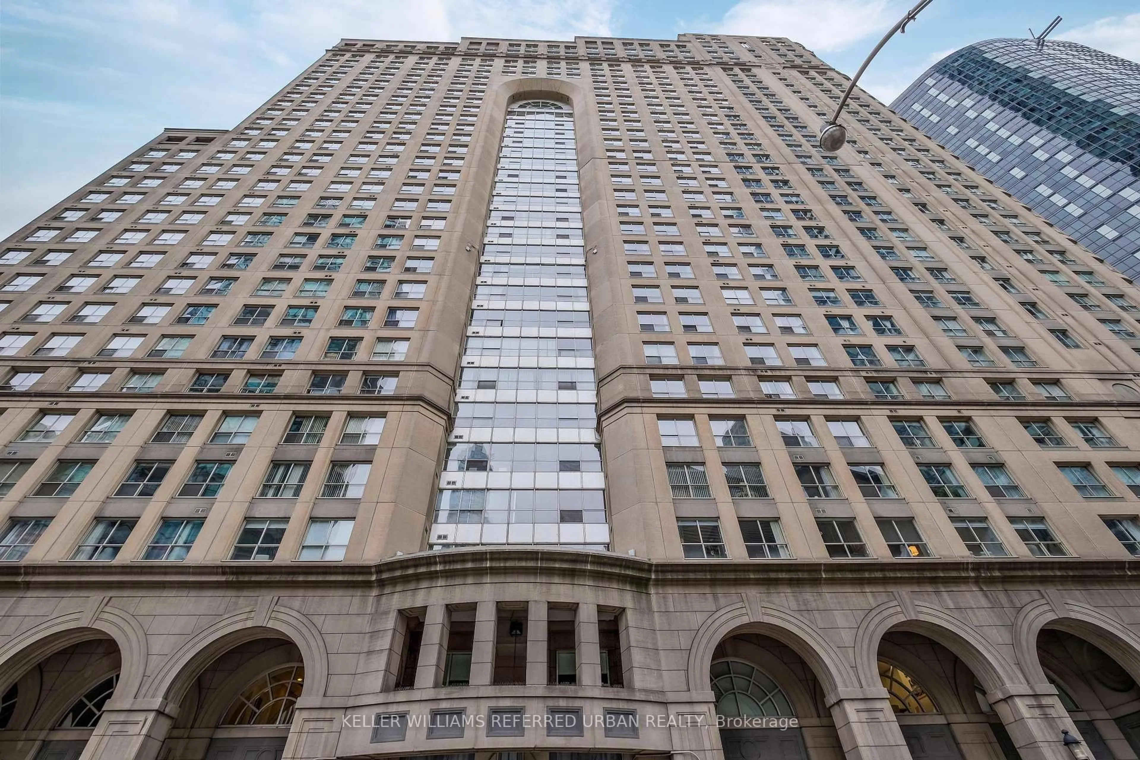 Indoor foyer for 25 The Esplanade #2410, Toronto Ontario M5E 1W5
