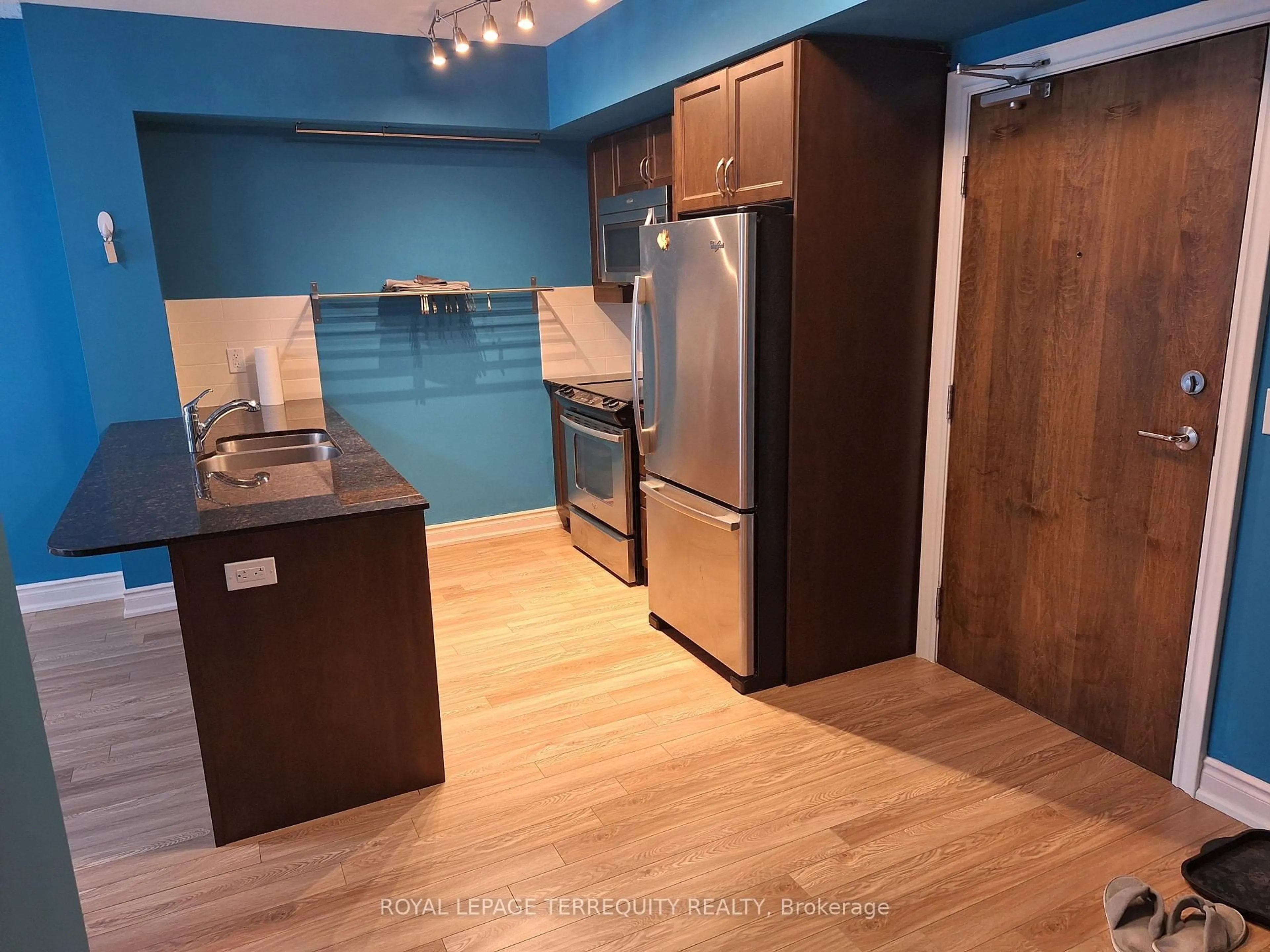 Unknown for 701 Sheppard Ave #234, Toronto Ontario M2K 2Z3