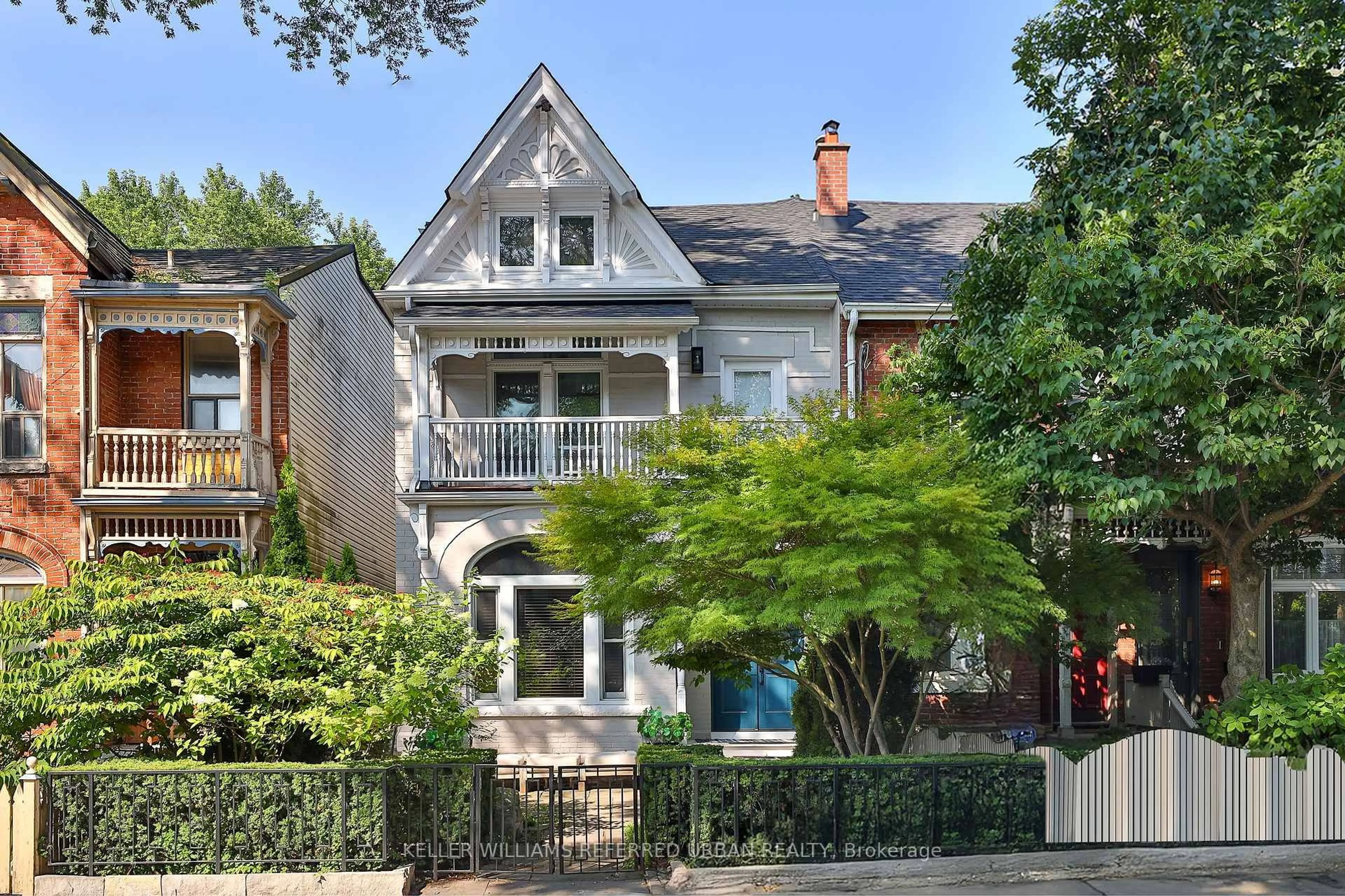 Home with brick exterior material, street for 234 Seaton St, Toronto Ontario M5A 2T4