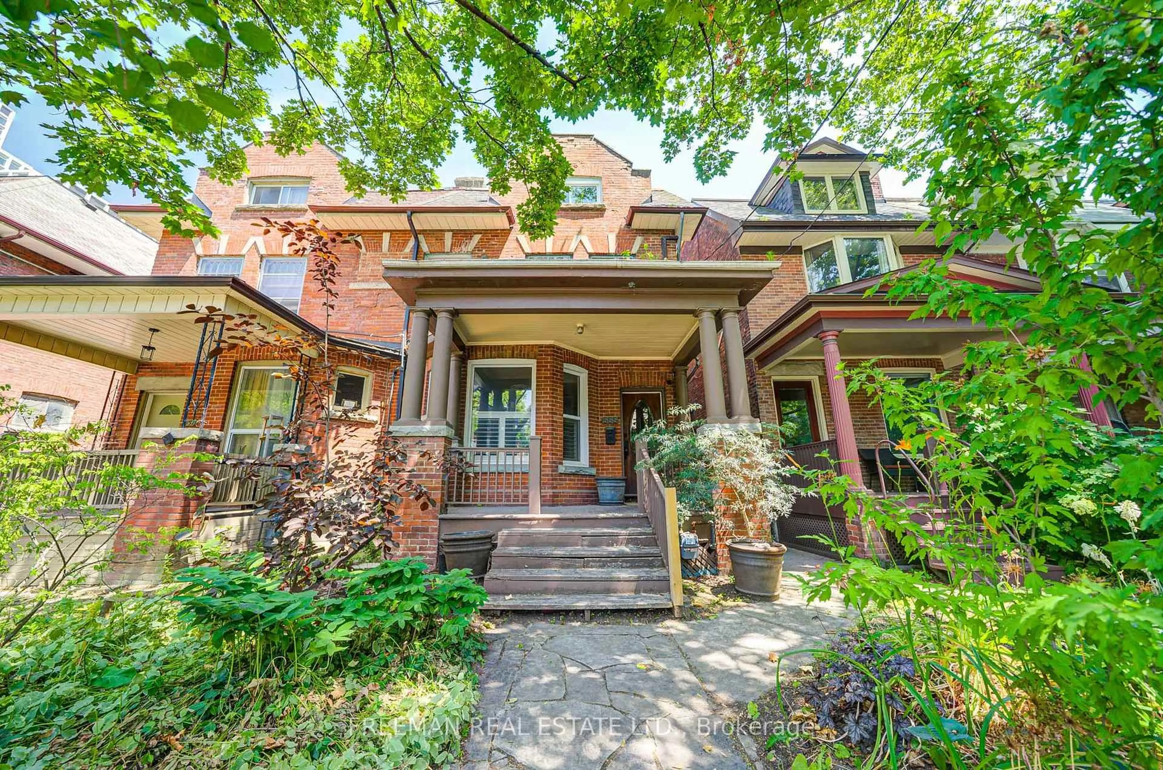 Home with brick exterior material, street for 555 Markham St, Toronto Ontario M6G 2L6