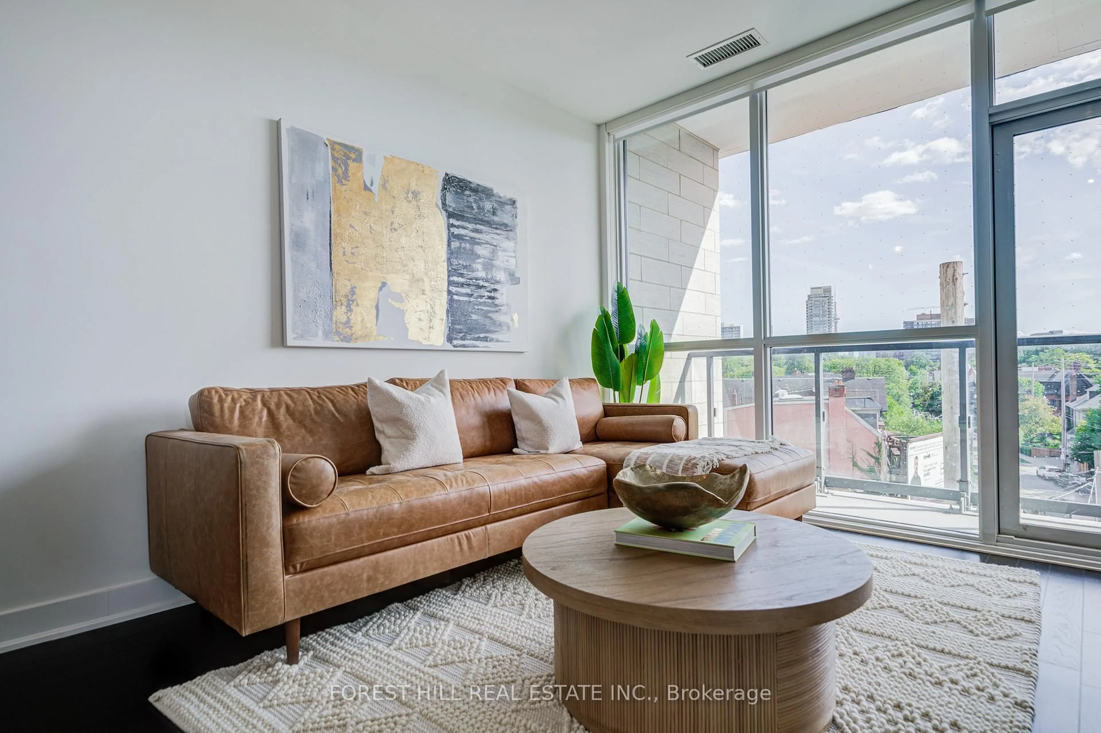 Living room with furniture, unknown for 181 Bedford Rd #409, Toronto Ontario M5R 0C2