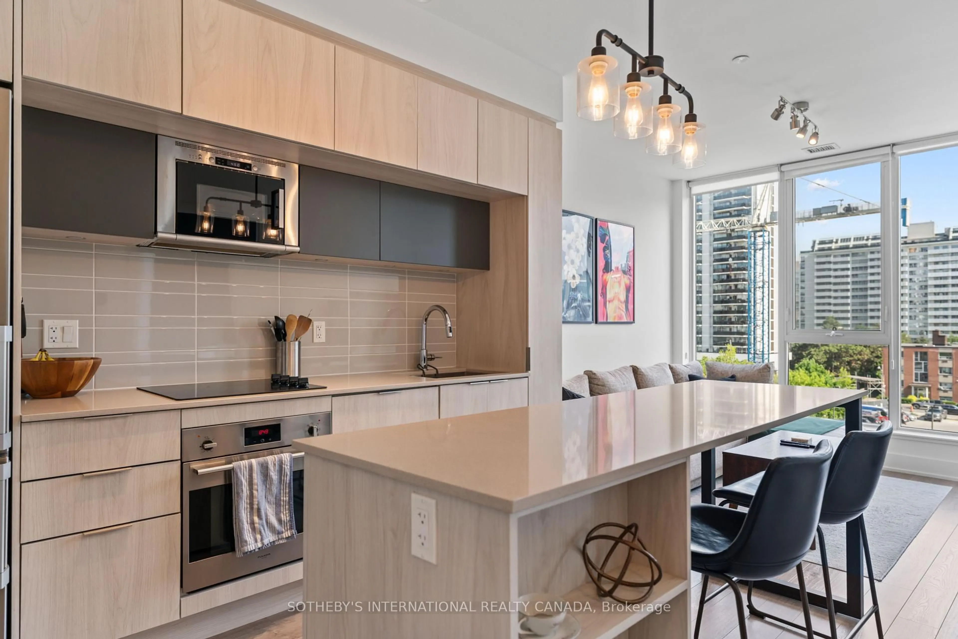 Contemporary kitchen, ceramic/tile floor for 1 Belsize Dr #412, Toronto Ontario M4S 0B9