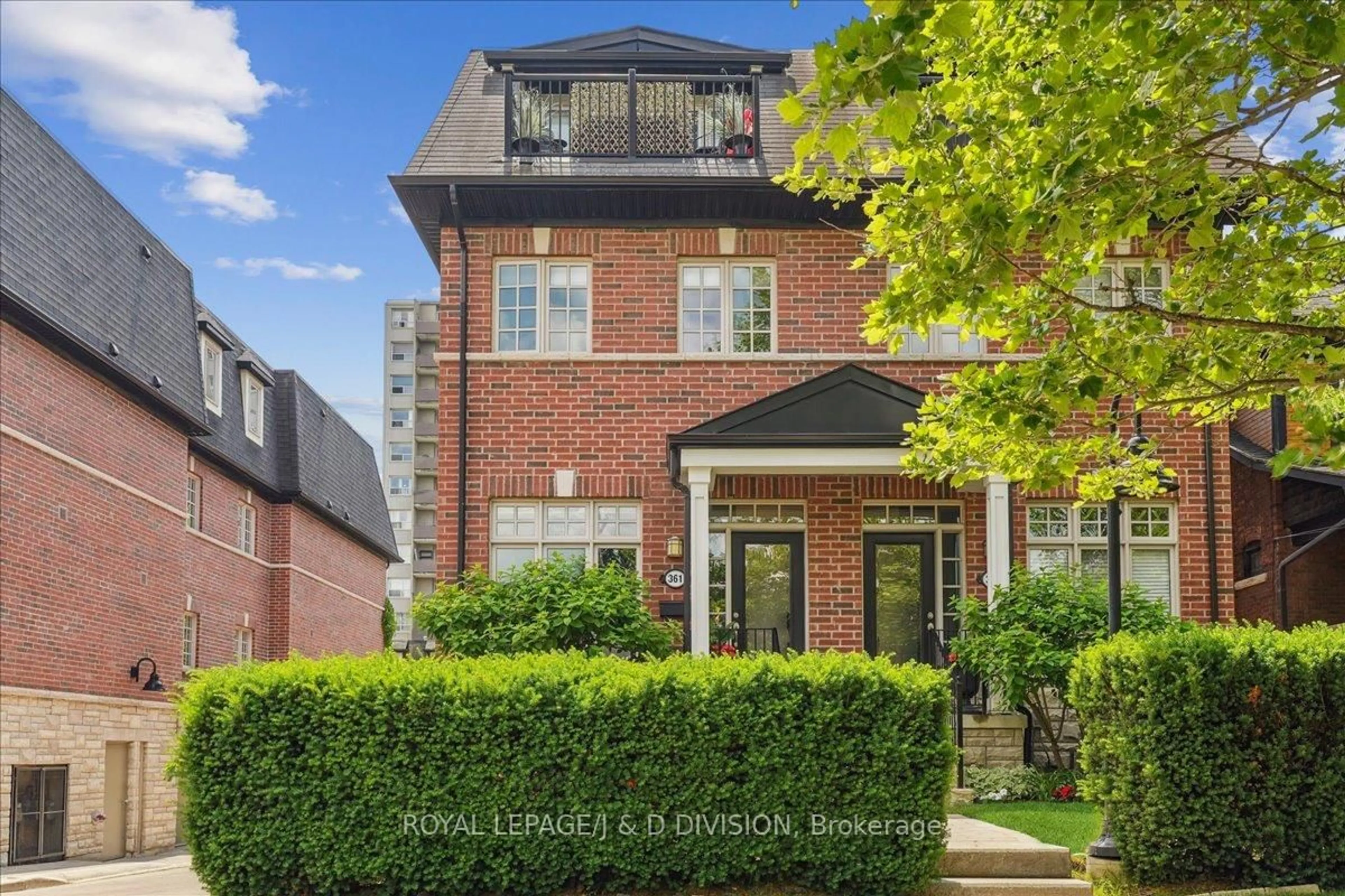 Home with brick exterior material, street for 361 Roehampton Ave, Toronto Ontario M4P 1S3