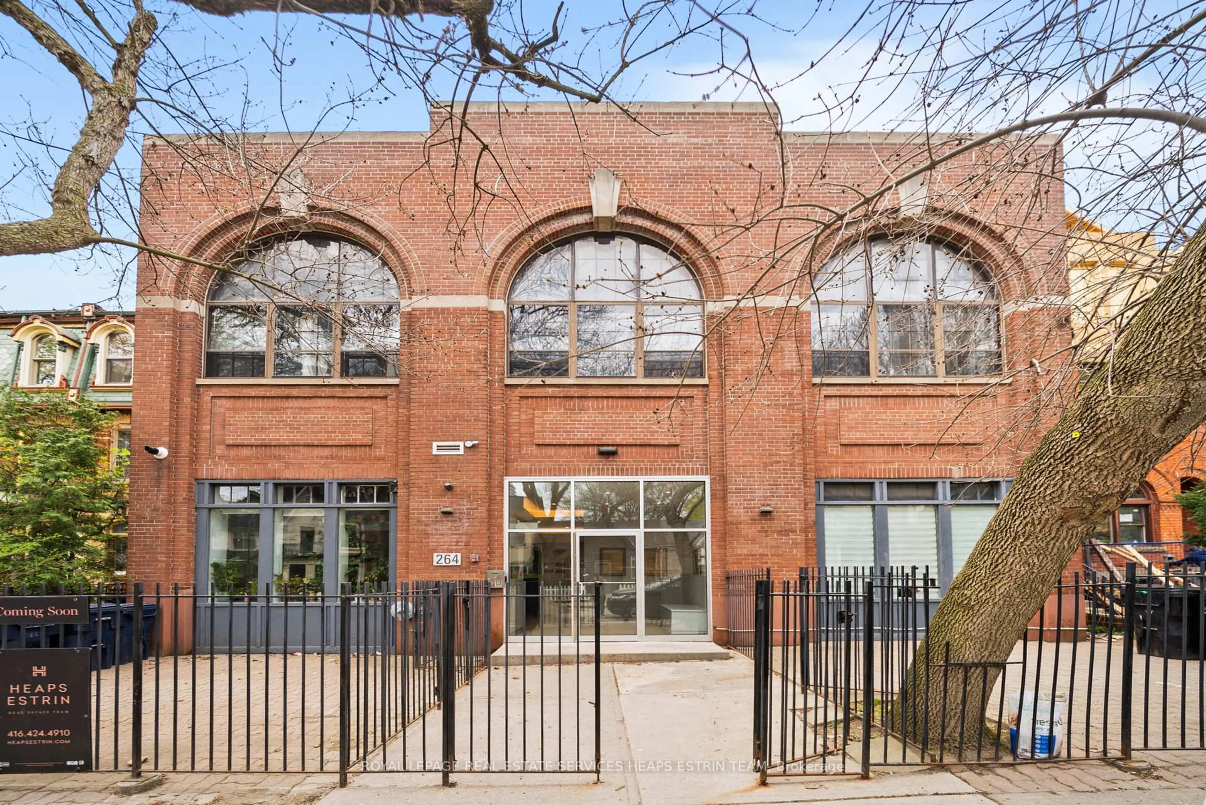 Home with brick exterior material, building for 264 Seaton St #205, Toronto Ontario M5A 2T4