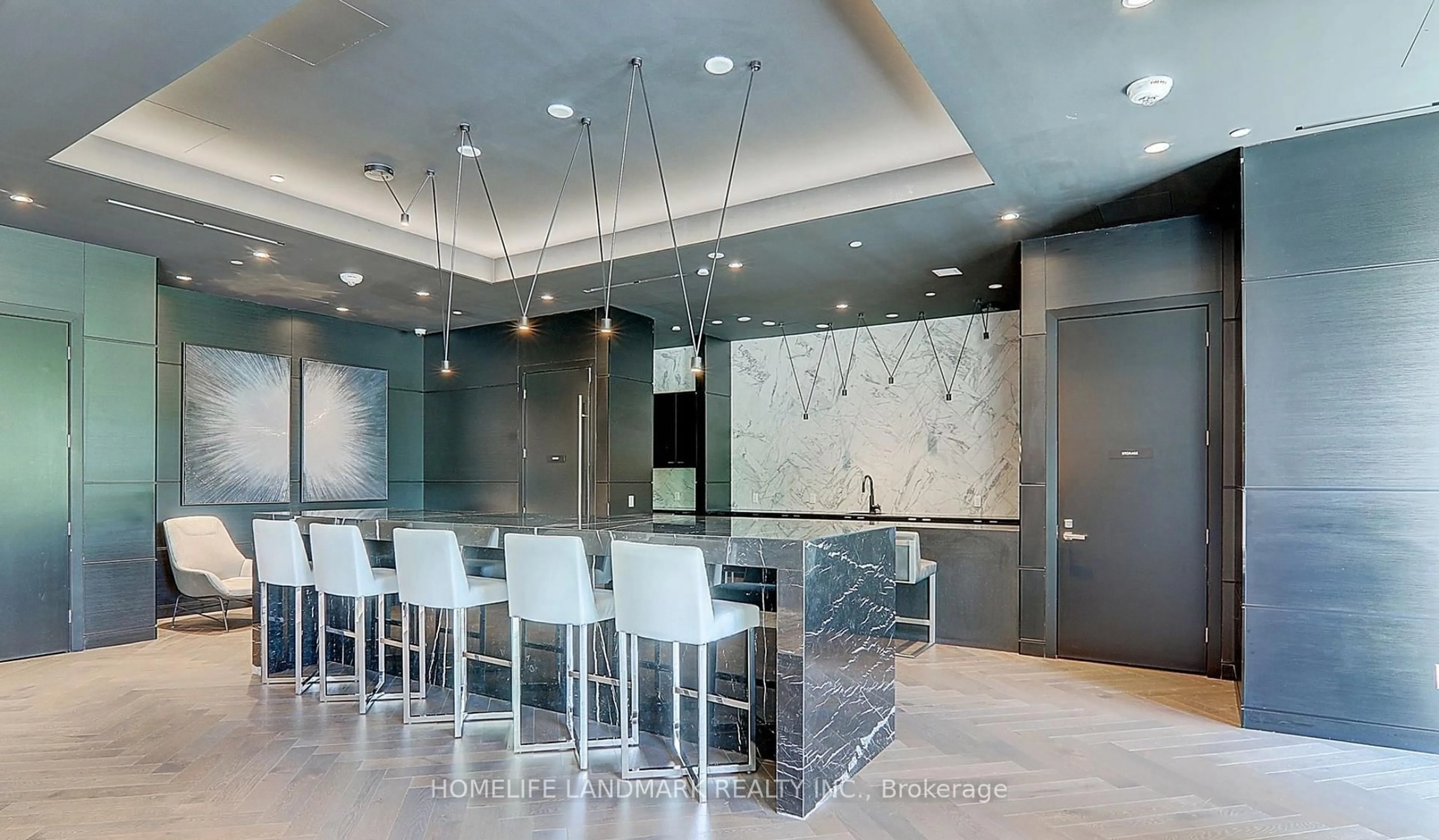 Lobby for 31 Tippett Rd #523, Toronto Ontario M3H 0C8