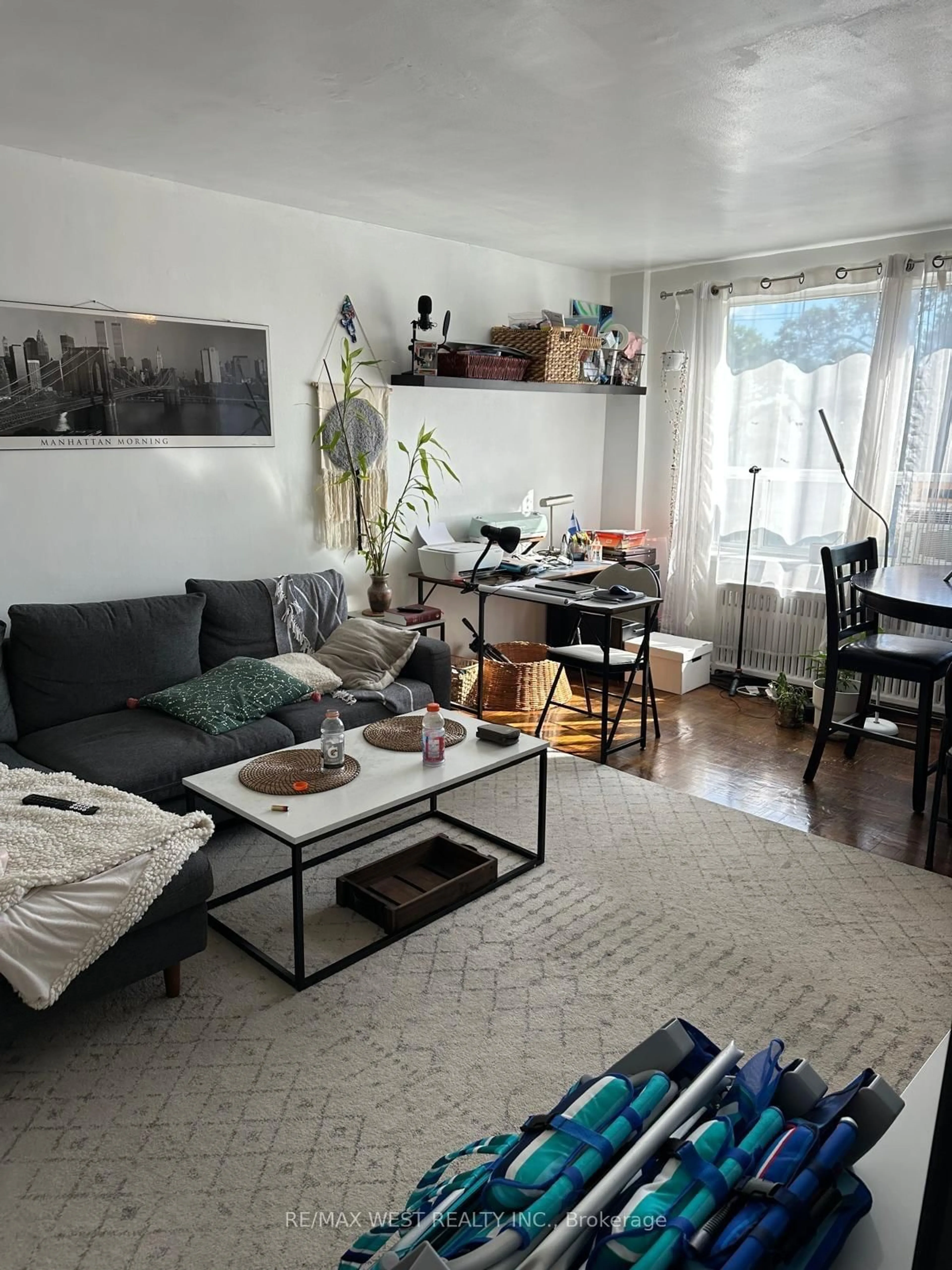 Living room with furniture, floor is not visible for 2550 Bathurst St #205, Toronto Ontario M6B 2Z2