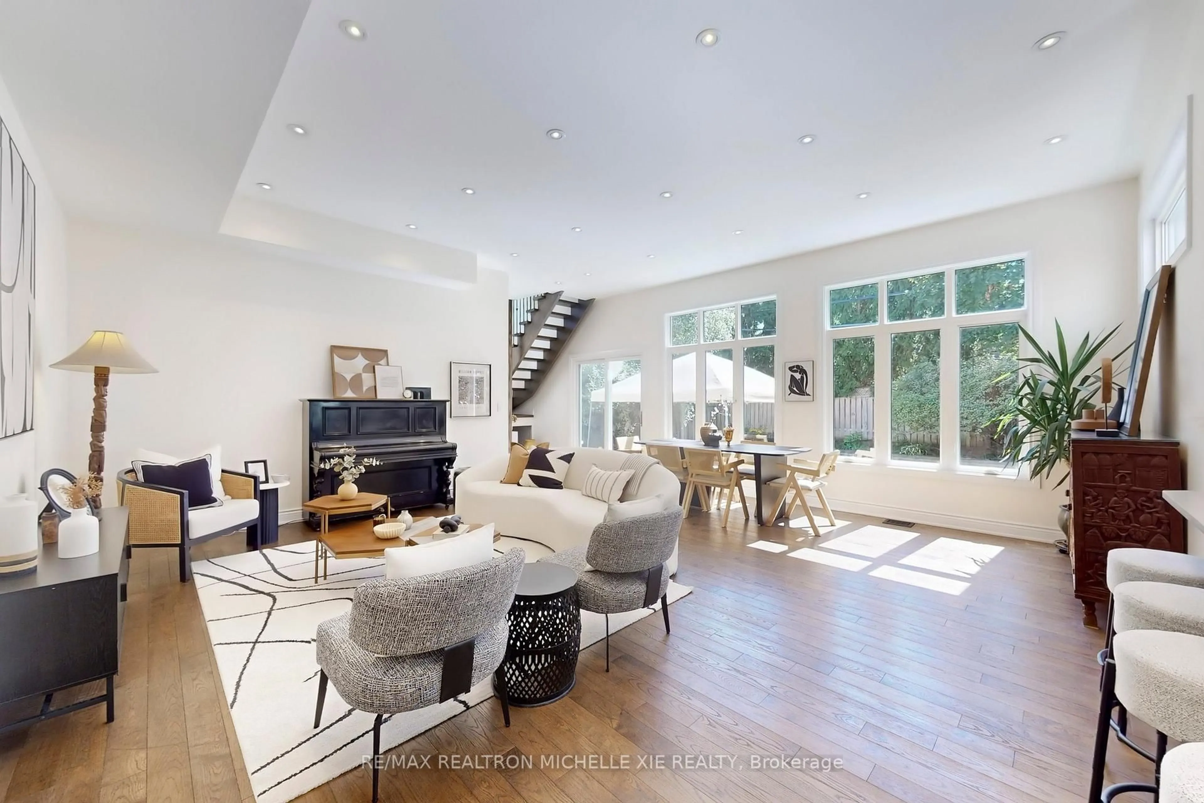 Living room with furniture, unknown for 12 Addison Cres, Toronto Ontario M3B 1K8