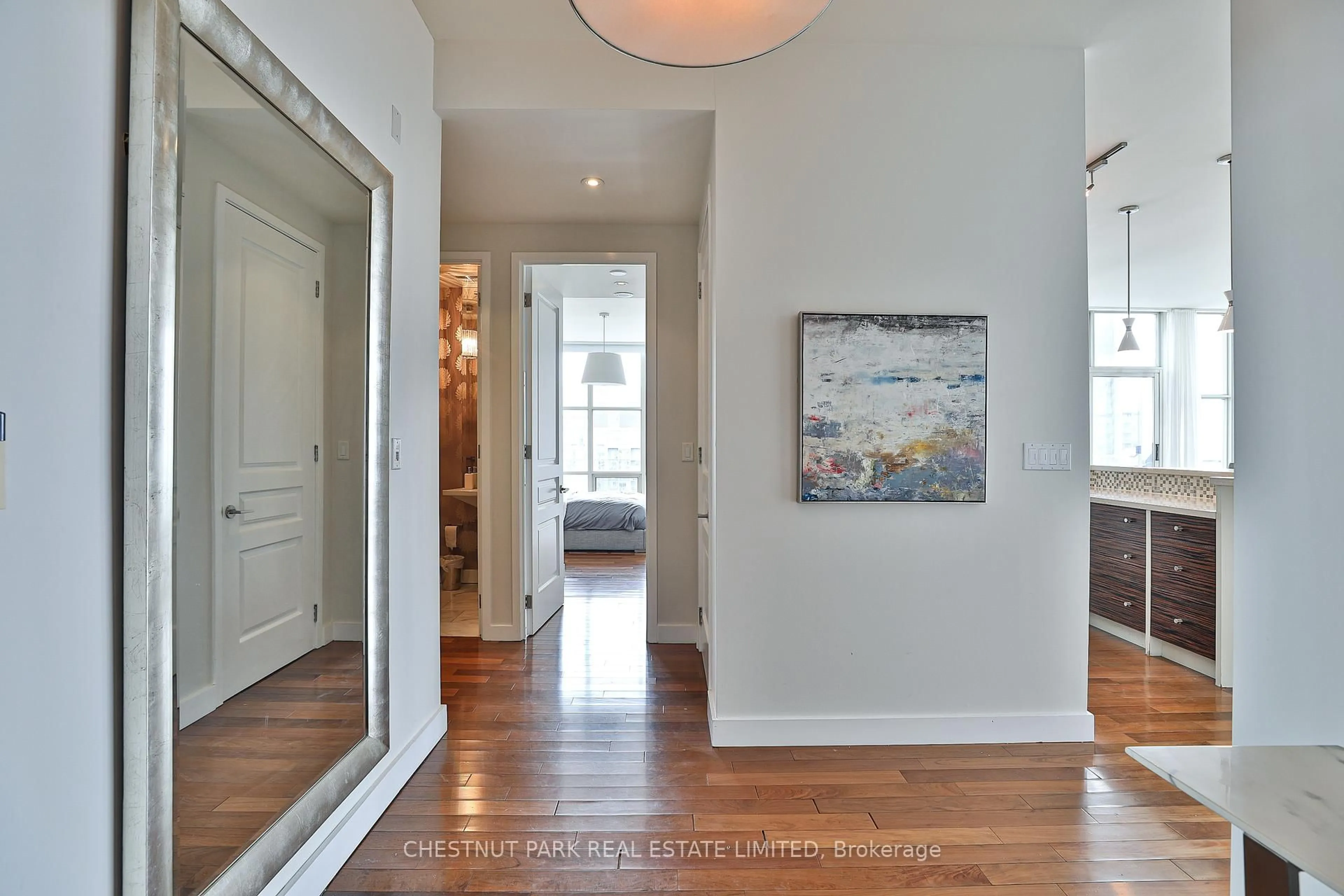 Indoor entryway for 10 Navy Wharf Crt #Ph01, Toronto Ontario M5V 3V2