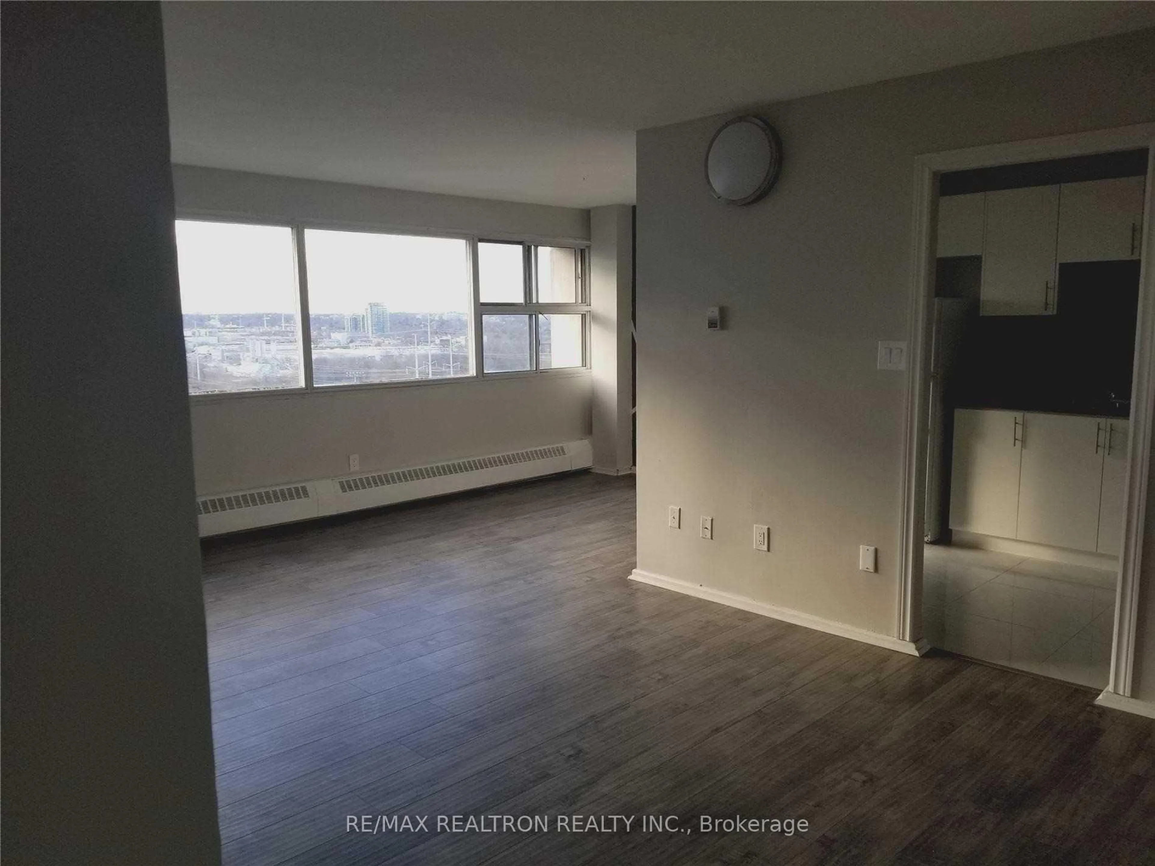 A pic of a room for 715 Don Mills Rd #1607, Toronto Ontario M3C 1S5
