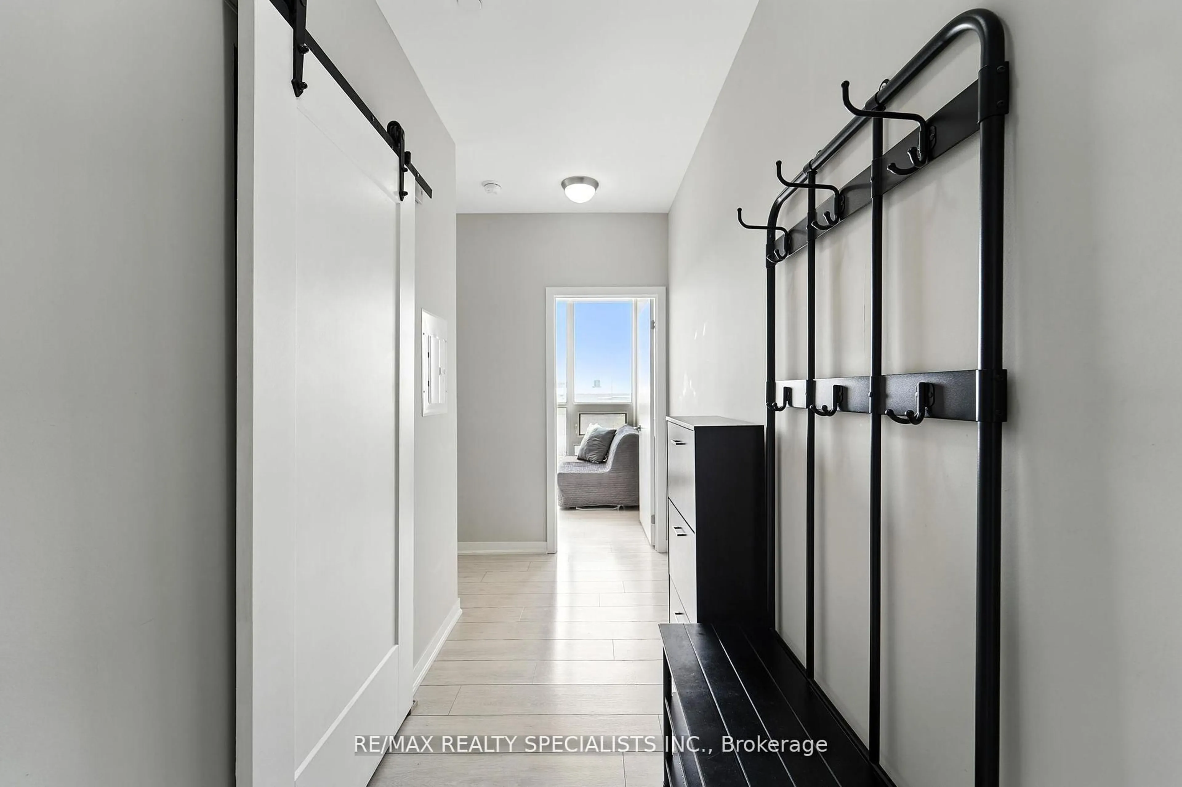 Indoor entryway for 51 East Liberty St #401, Toronto Ontario M6K 3P8