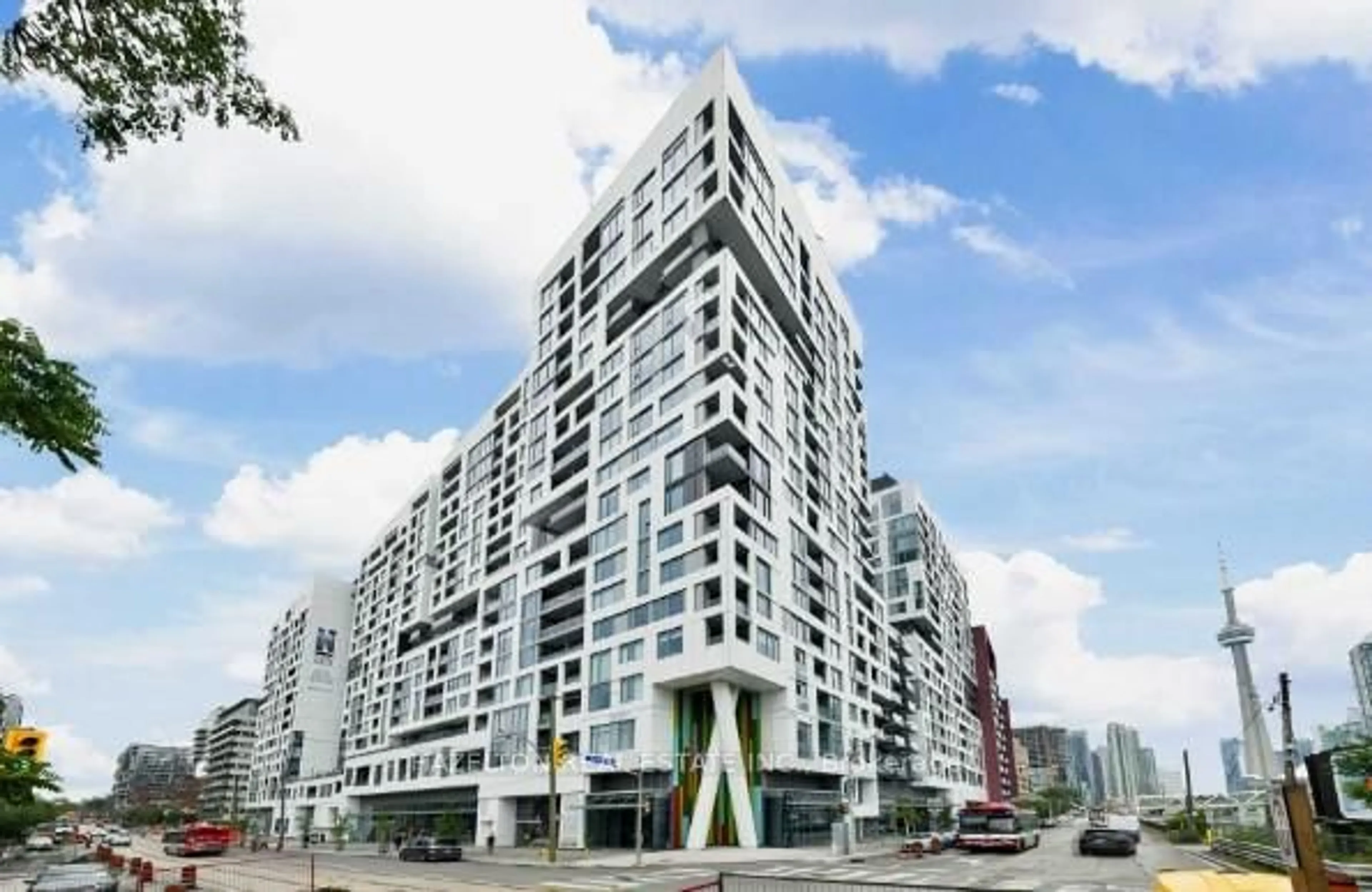 Unknown for 27 Bathurst St #212W, Toronto Ontario M5V 2P1