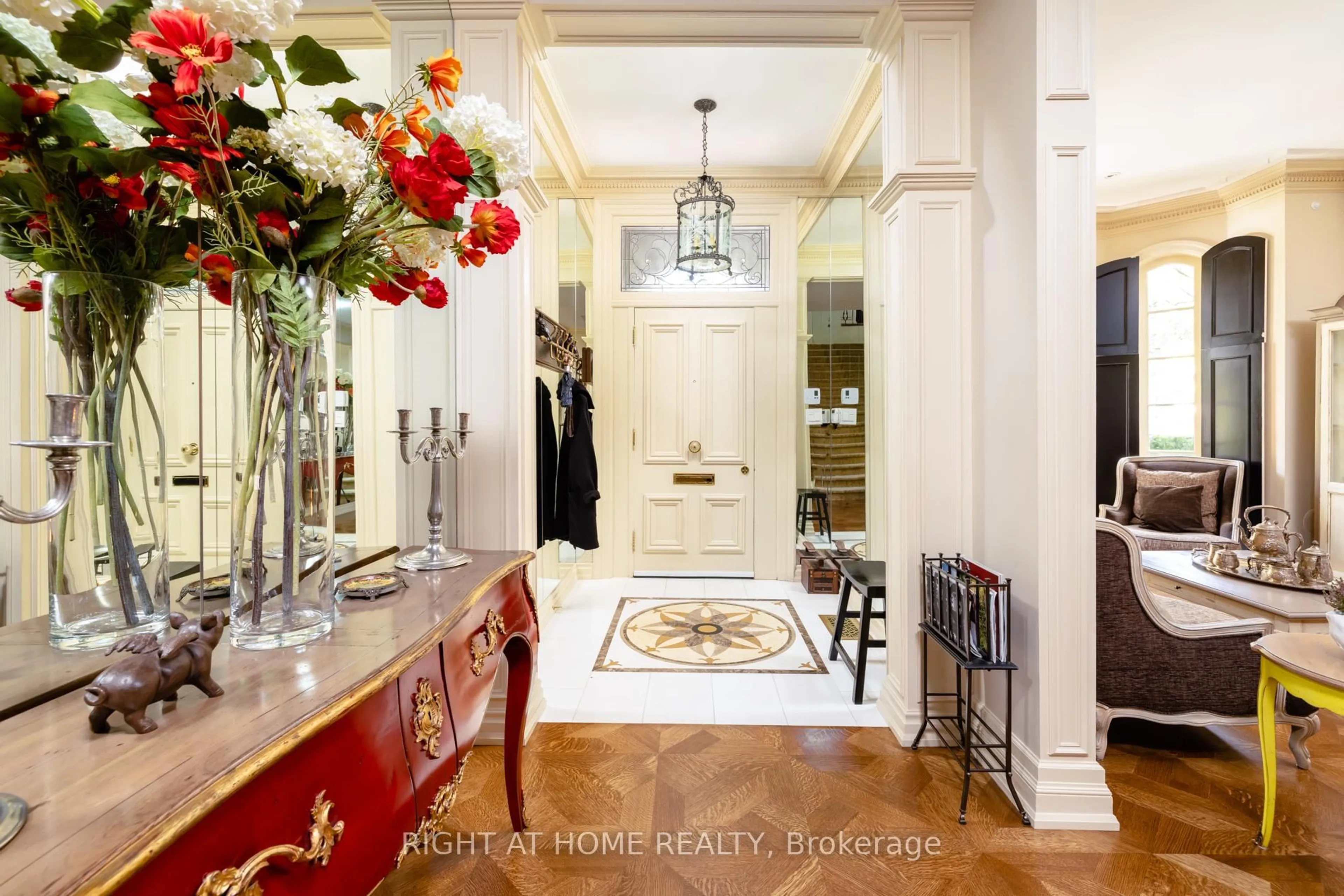 Indoor entryway for 51 Hazelton Ave, Toronto Ontario M5R 2E3