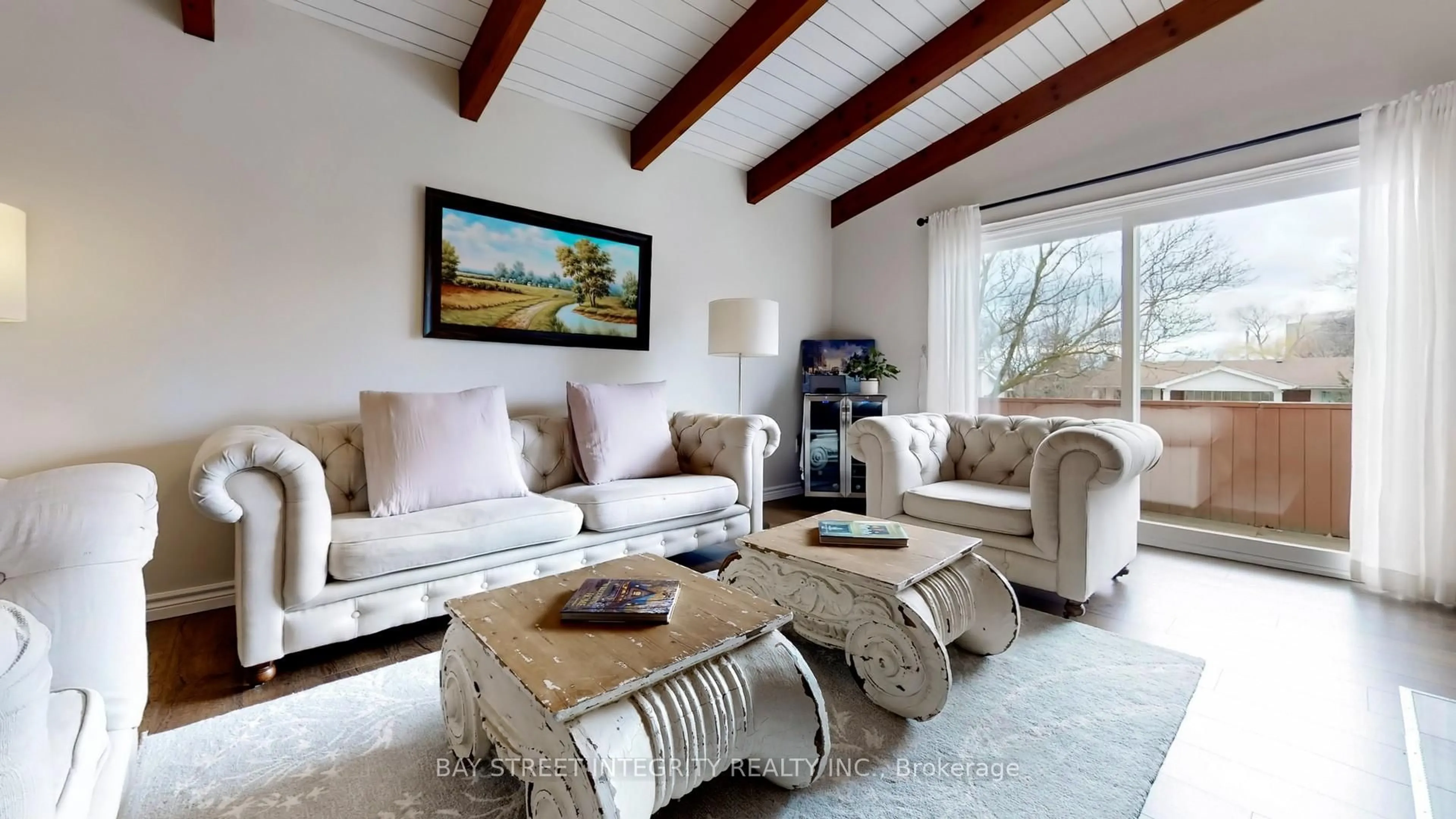 Living room with furniture, unknown for 29 Ruden Cres, Toronto Ontario M3A 3H4