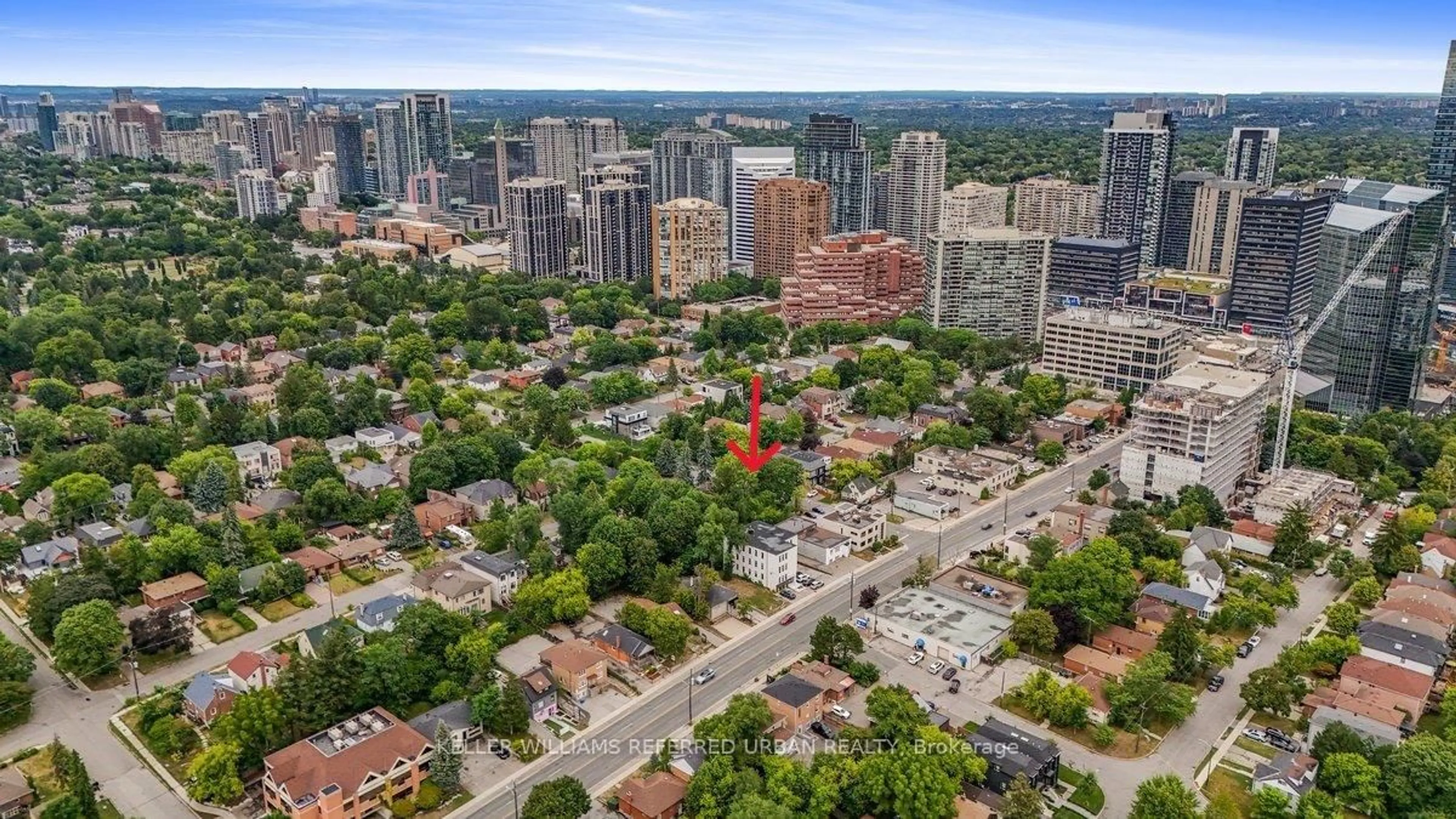 A pic from outside/outdoor area/front of a property/back of a property/a pic from drone, city buildings view from balcony for 91 Harlandale Ave, Toronto Ontario M2N 1P2