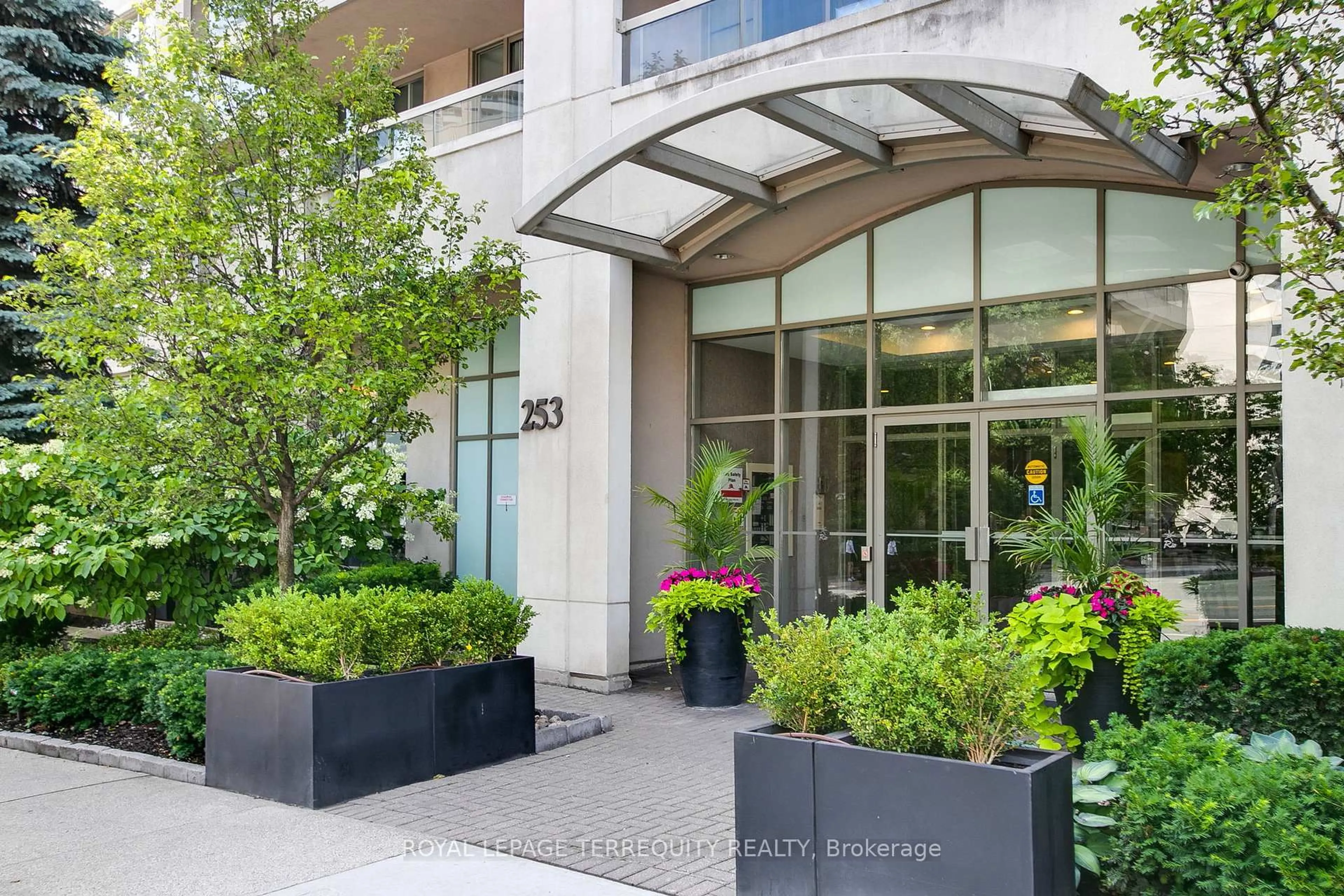 Unknown for 253 Merton St #501, Toronto Ontario M4S 3H2