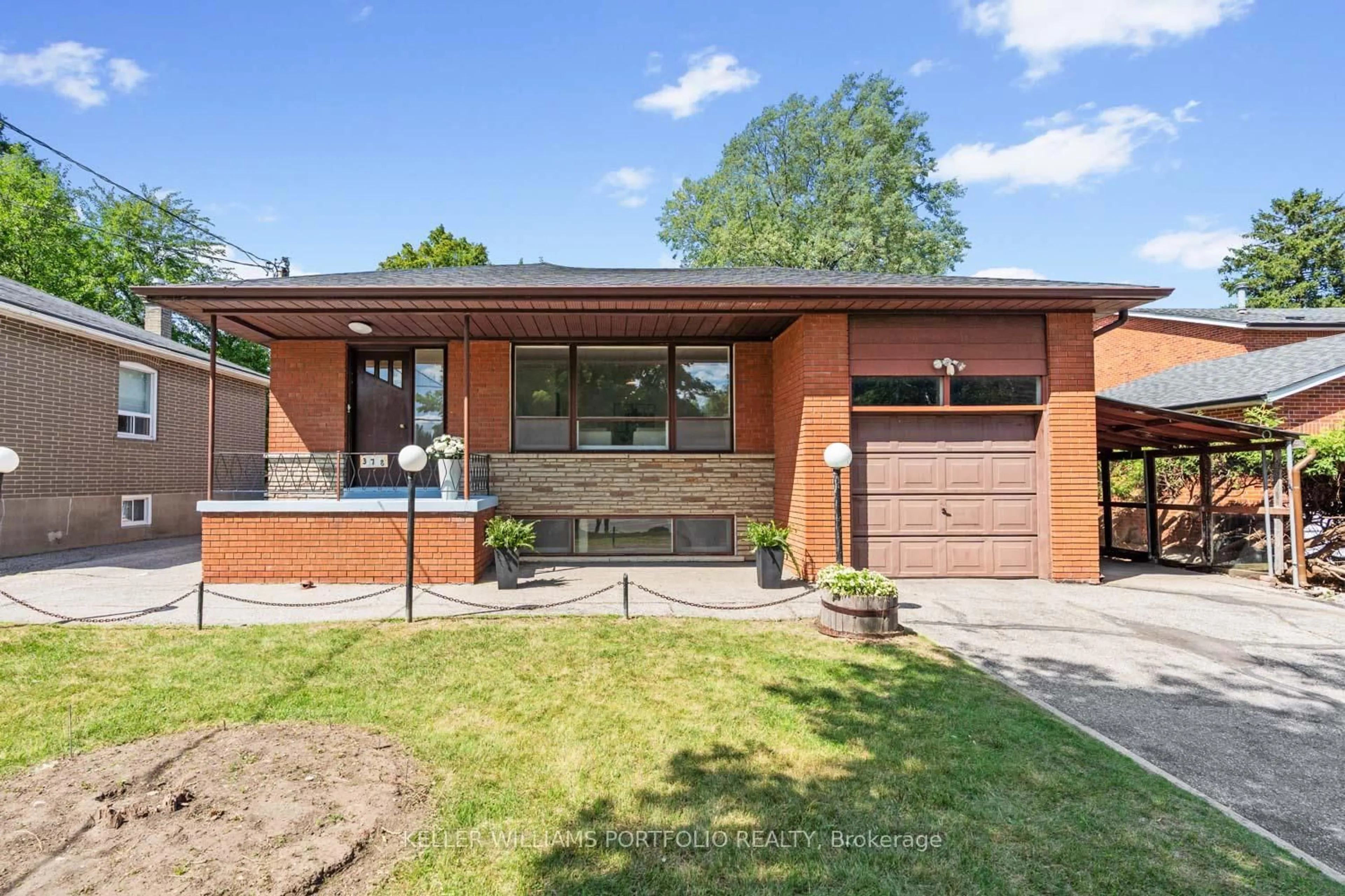 Home with brick exterior material, street for 378 Cummer Ave, Toronto Ontario M2M 2G2