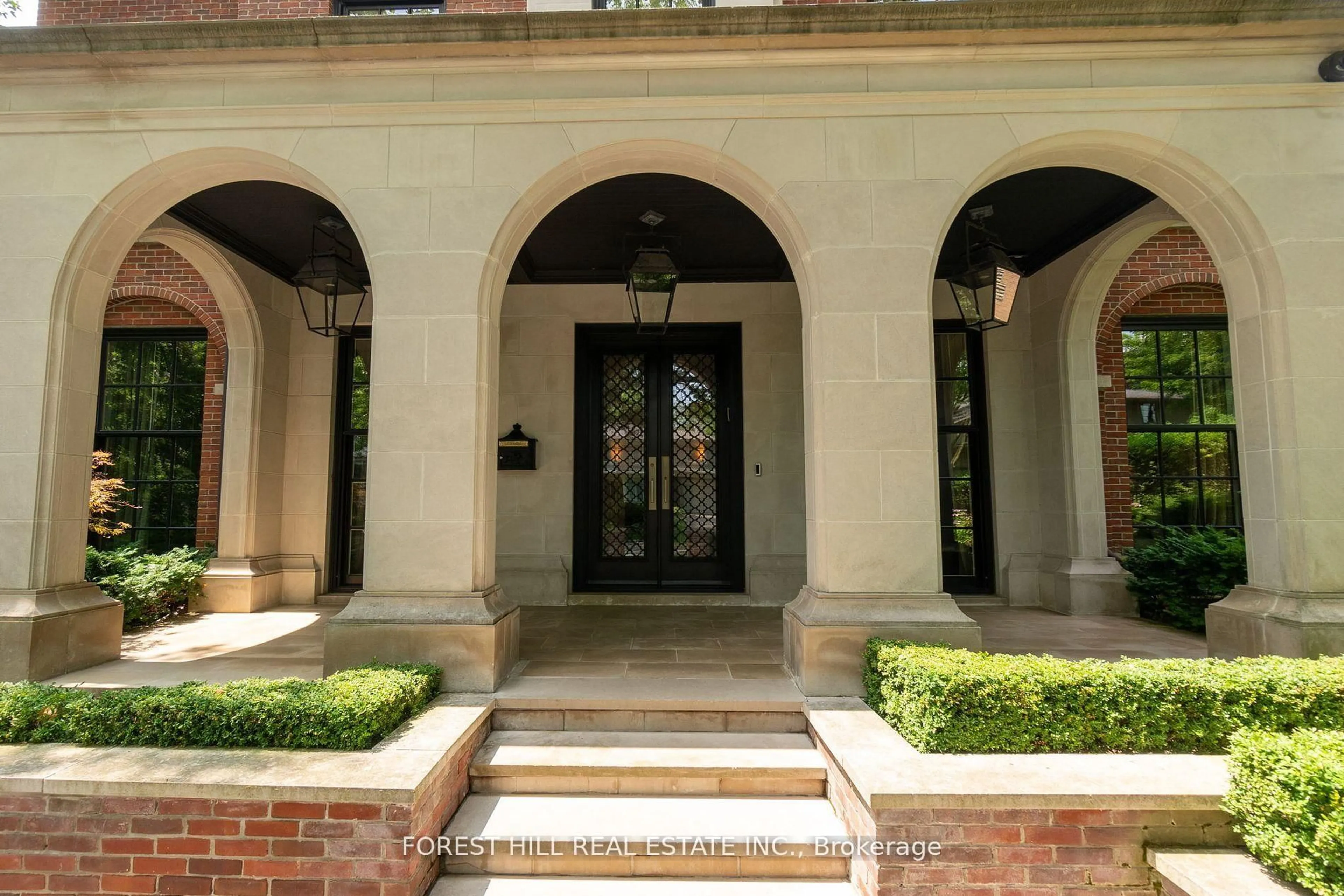 Indoor foyer for 12 Burmont Rd, Toronto Ontario M6B 3E3