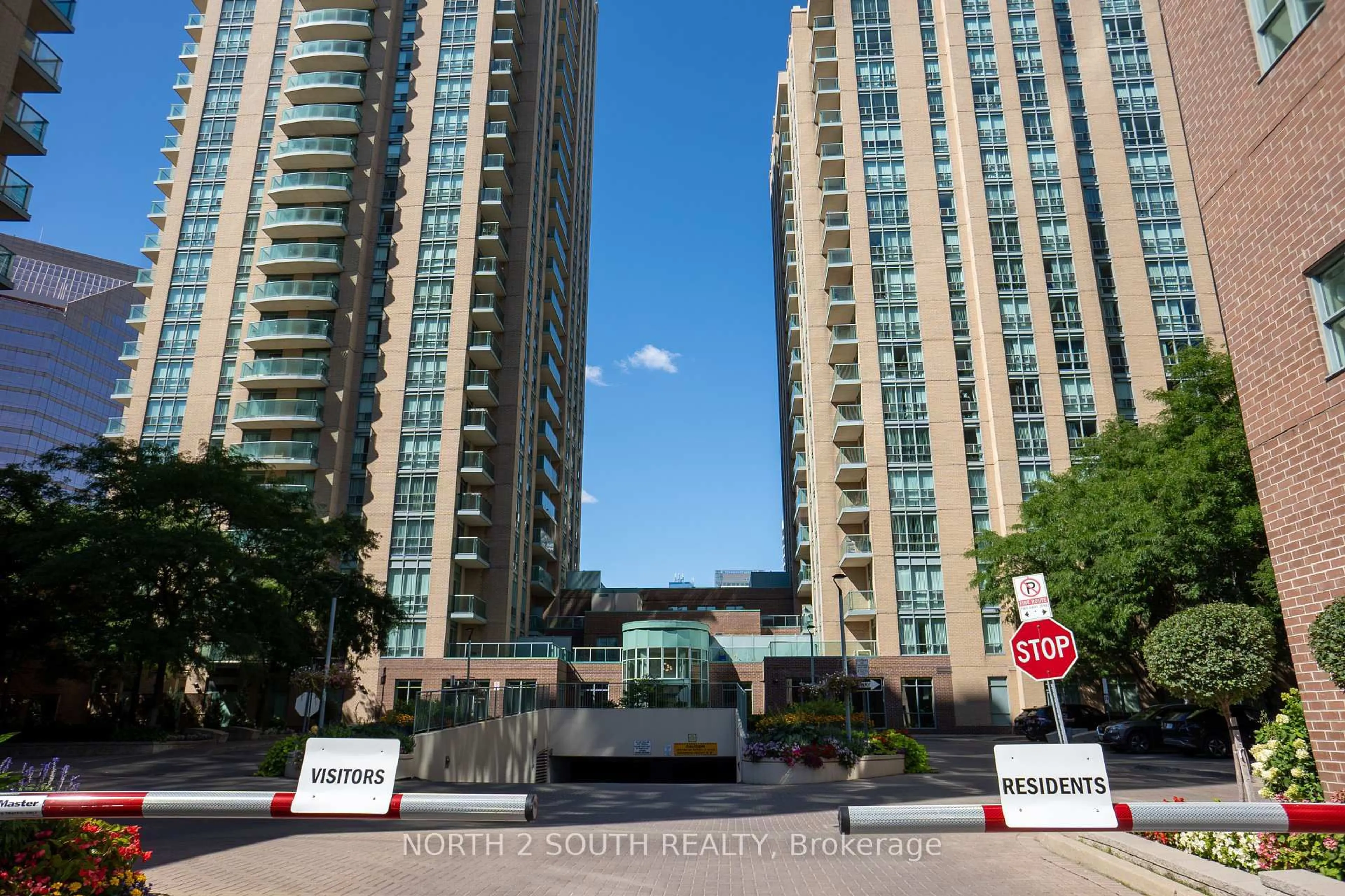 Unknown for 22 Olive Ave #108, Toronto Ontario M2N 7G6