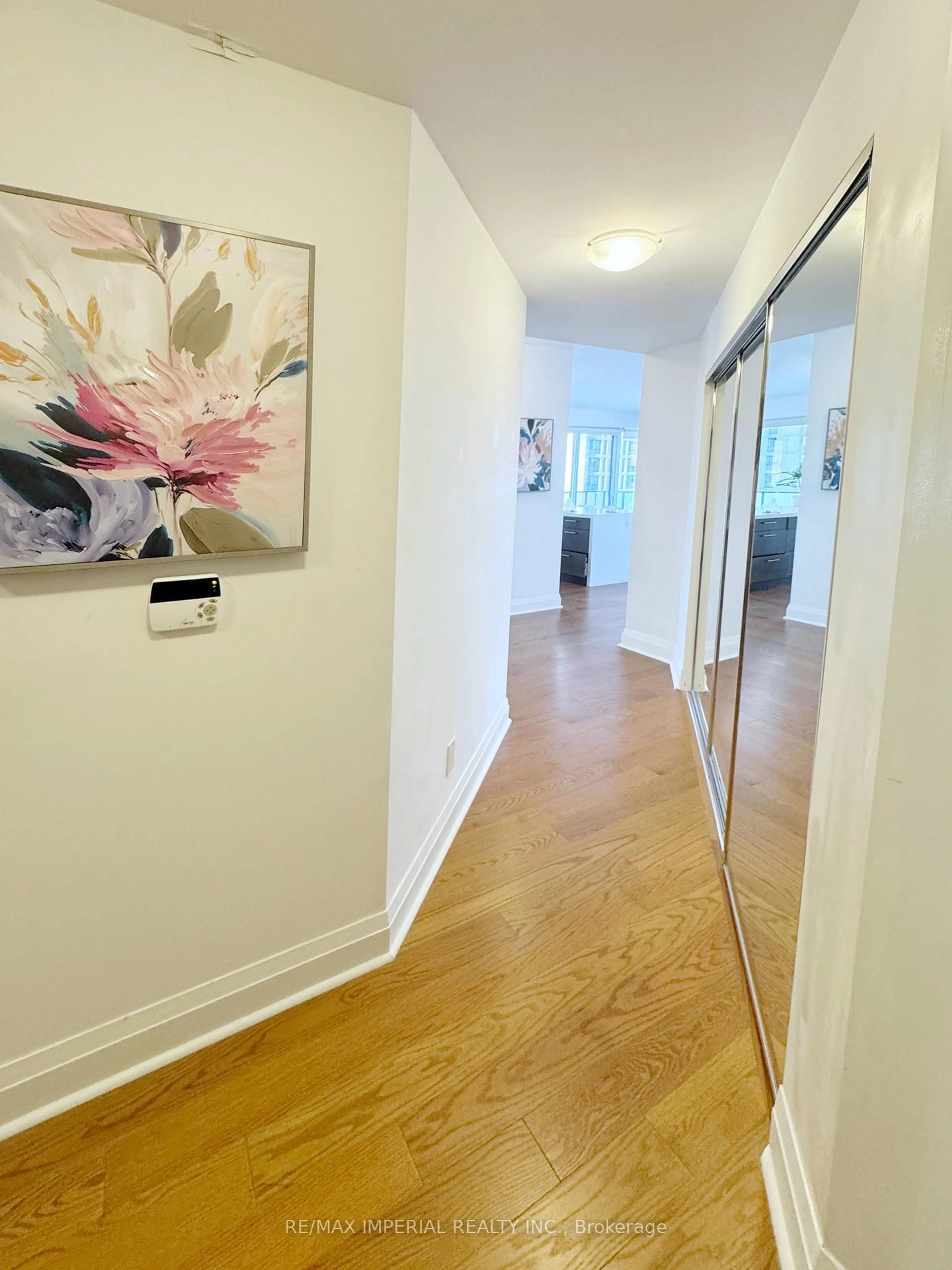 Unknown for 1080 Bay St #1910, Toronto Ontario M5S 0A5