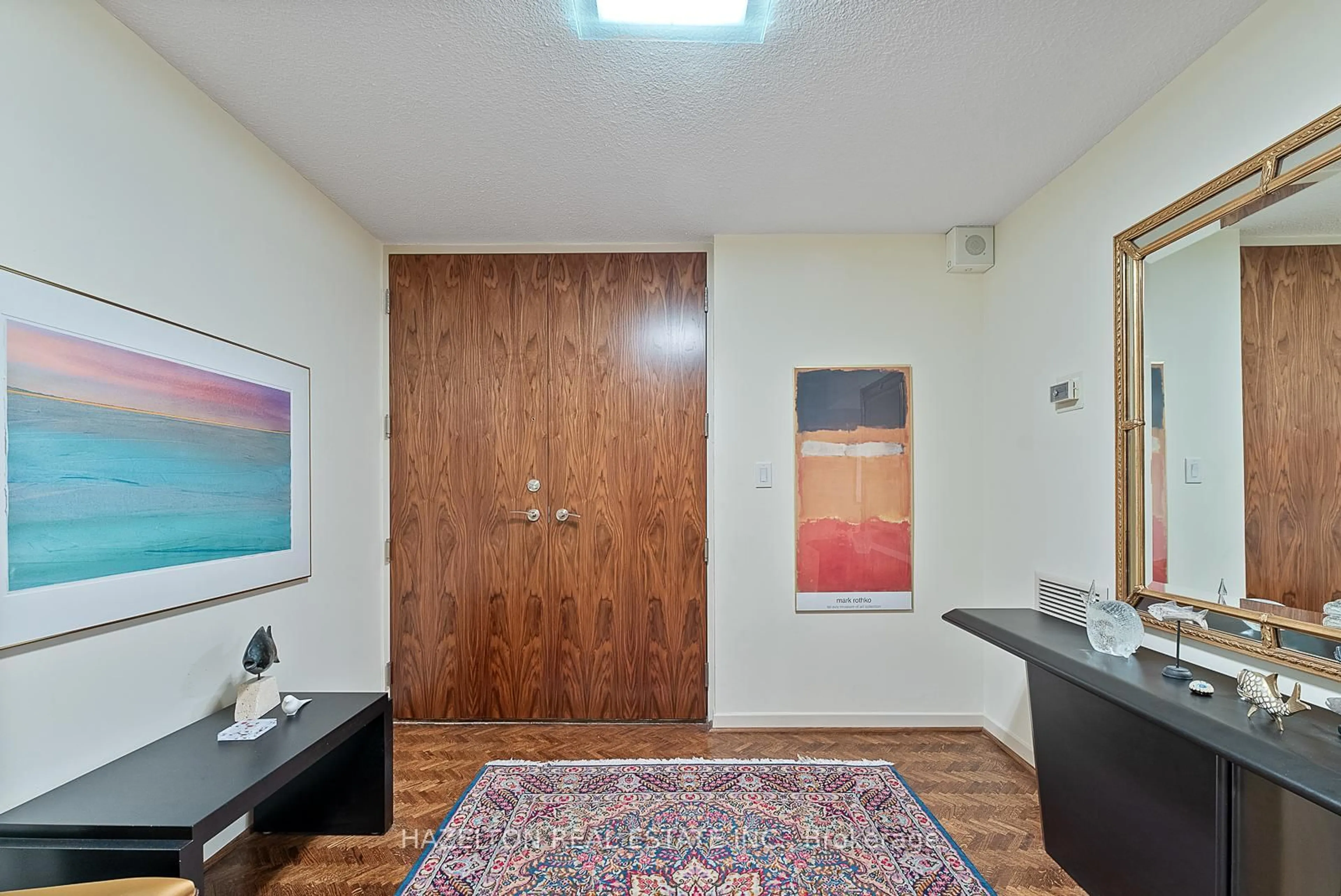 Indoor entryway for 66 Collier St #2C, Toronto Ontario M4W 1L9