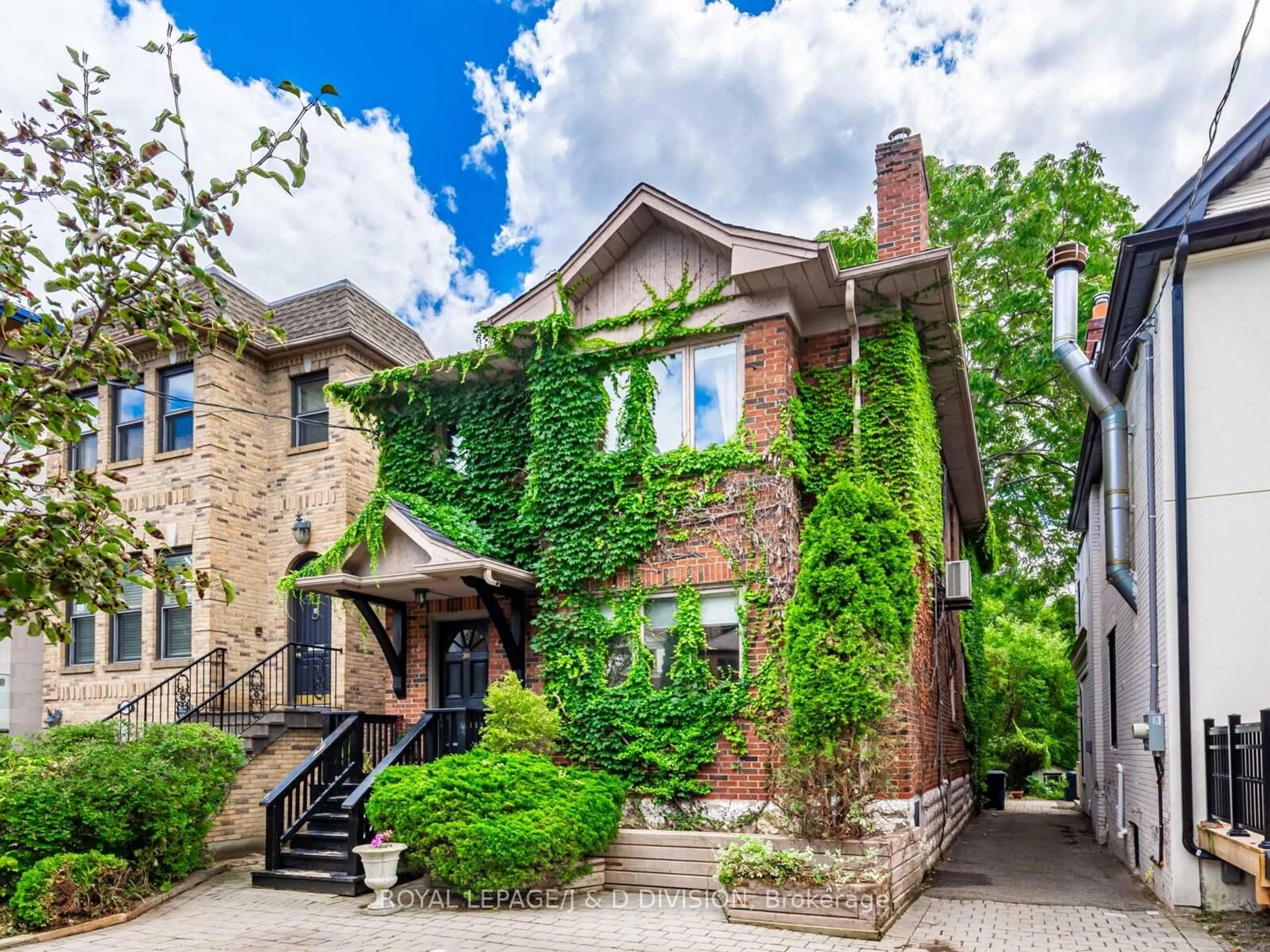 Home with brick exterior material, street for 311 Keewatin Ave, Toronto Ontario M4P 2A4