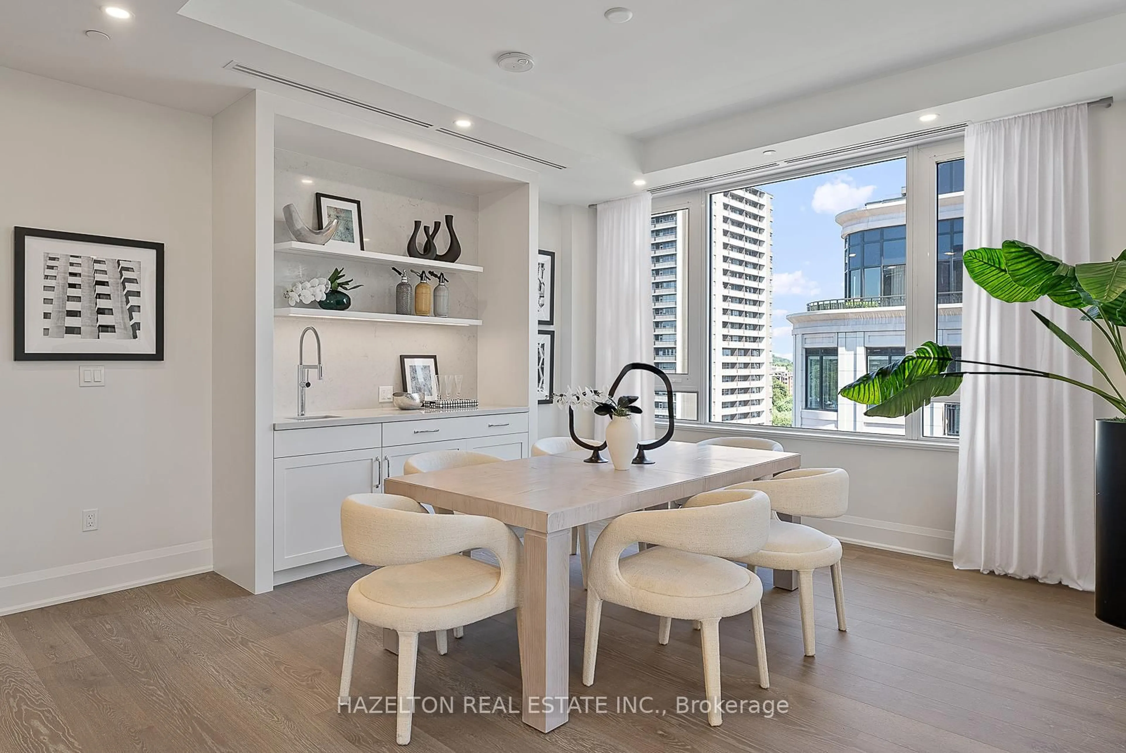 Unknown for 128 Hazelton Ave #802, Toronto Ontario M5R 2E5