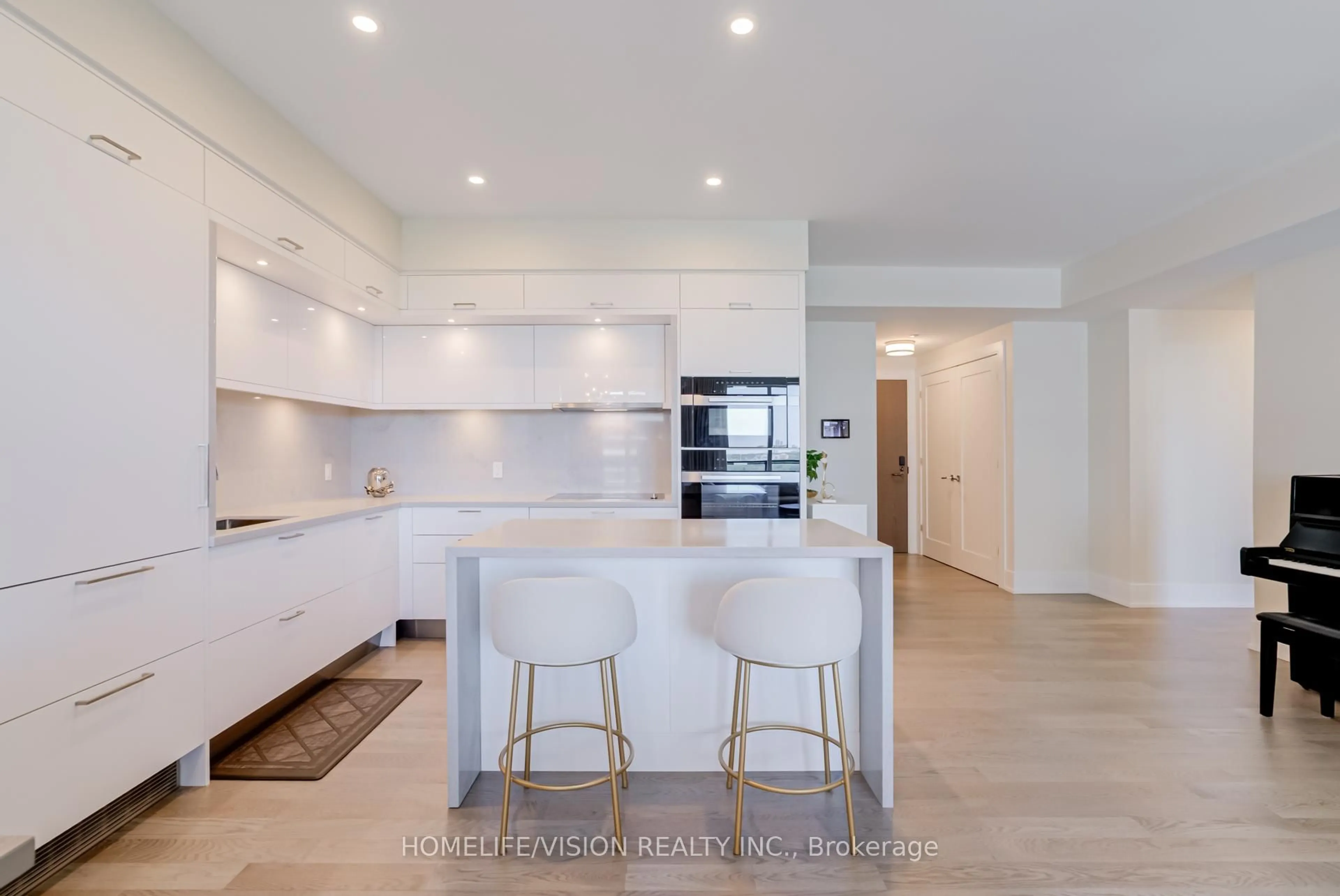 Contemporary kitchen, ceramic/tile floor for 30 Inn On The Park Dr #1810, Toronto Ontario M3C 0P7