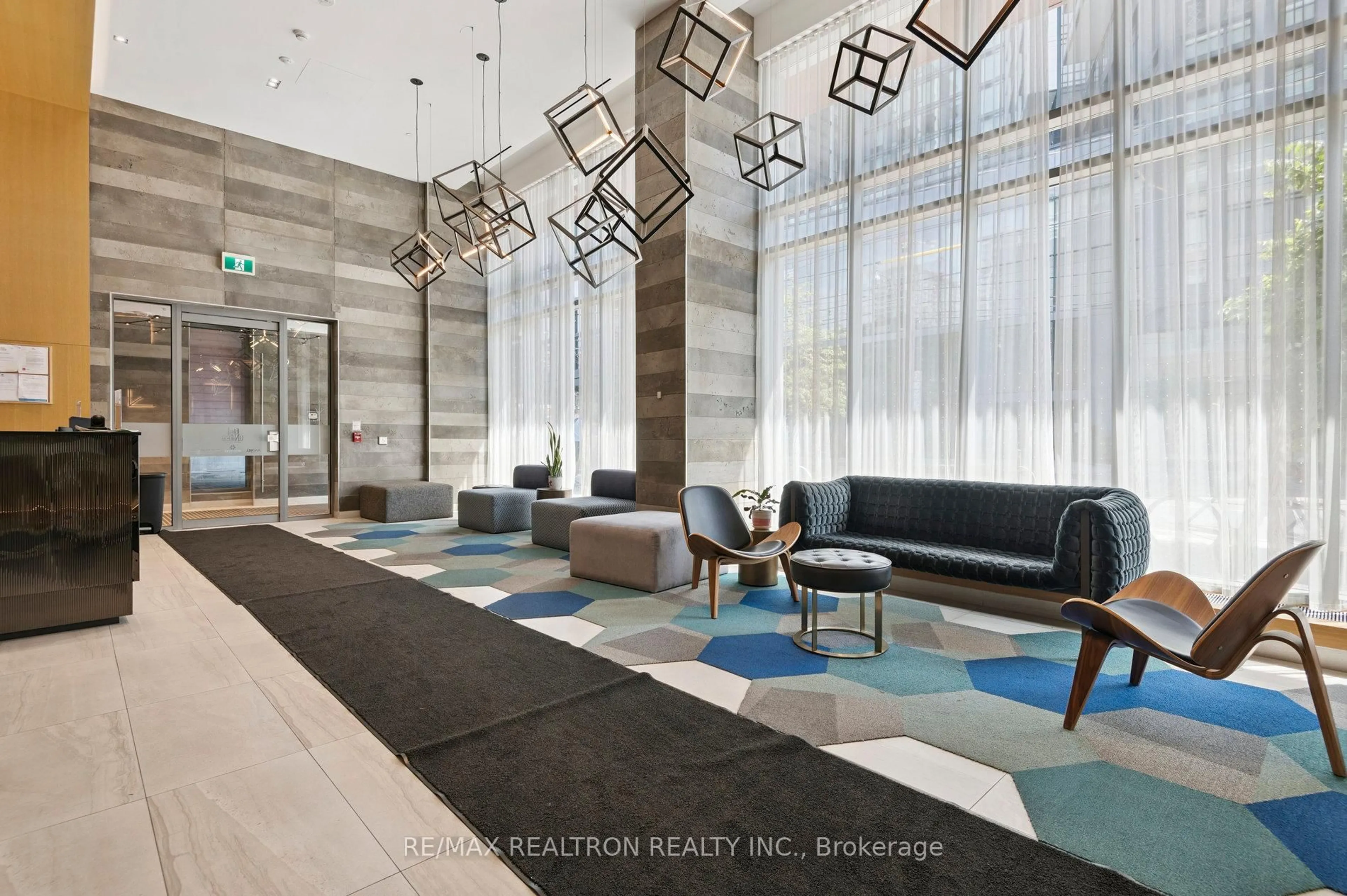 Lobby for 120 Parliament St #620, Toronto Ontario M5A 2Y8