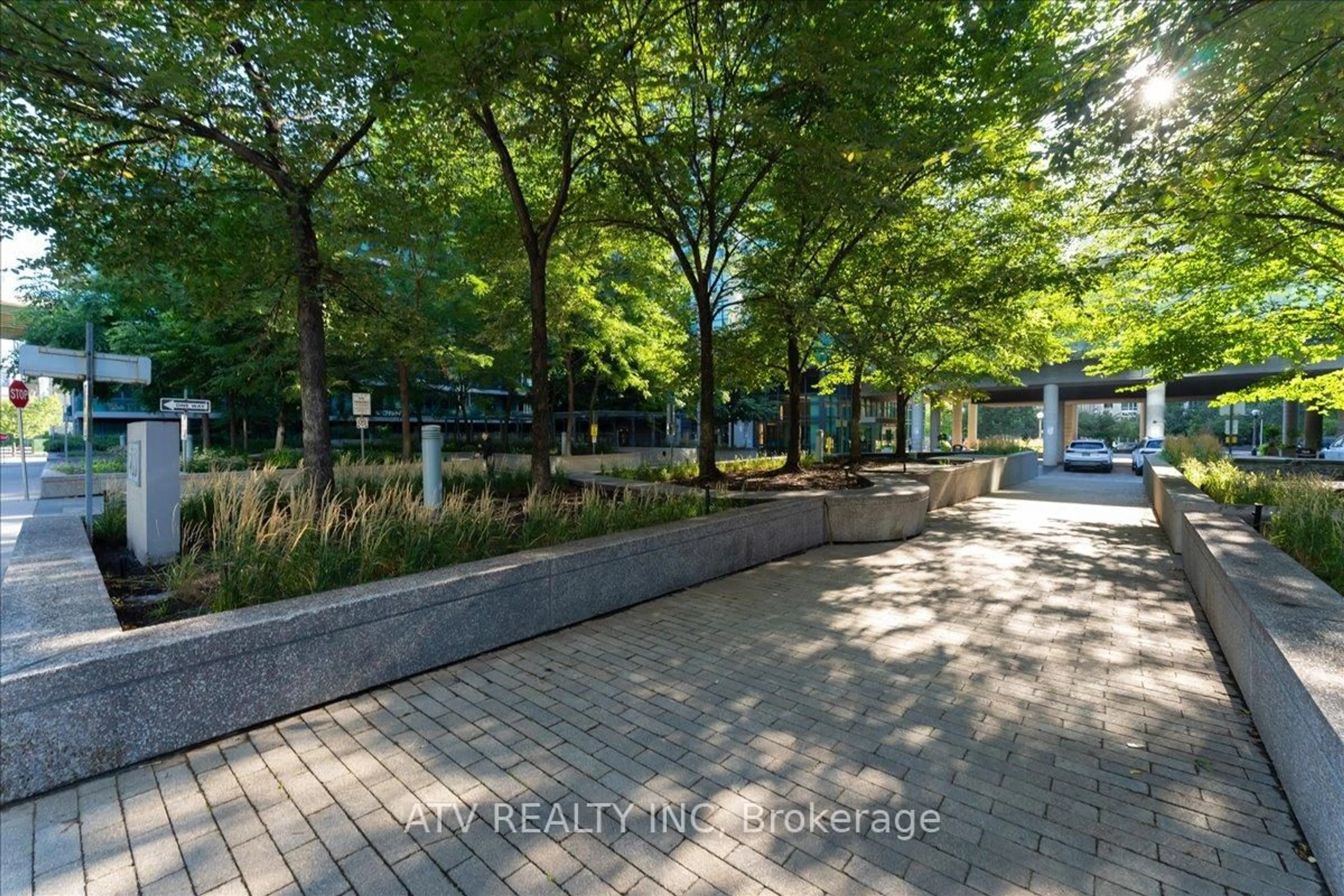 Unknown for 209 Fort York Blvd #961, Toronto Ontario M5V 4A1