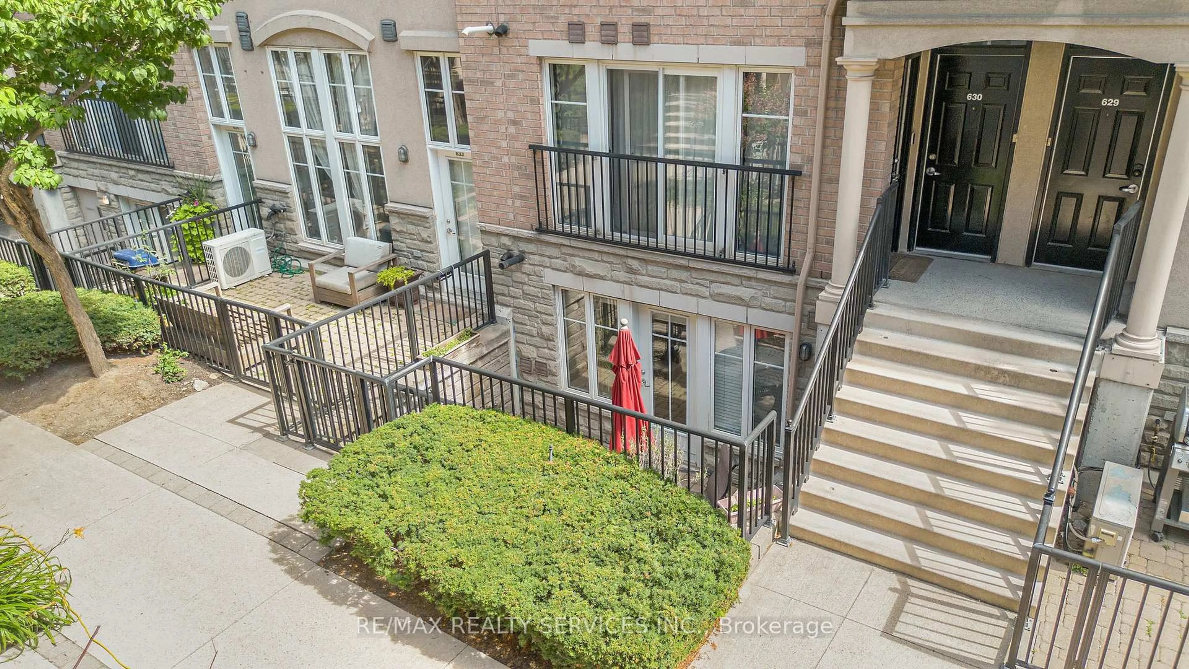 Unknown for 38 Western Battery Rd #632, Toronto Ontario M6K 3N9