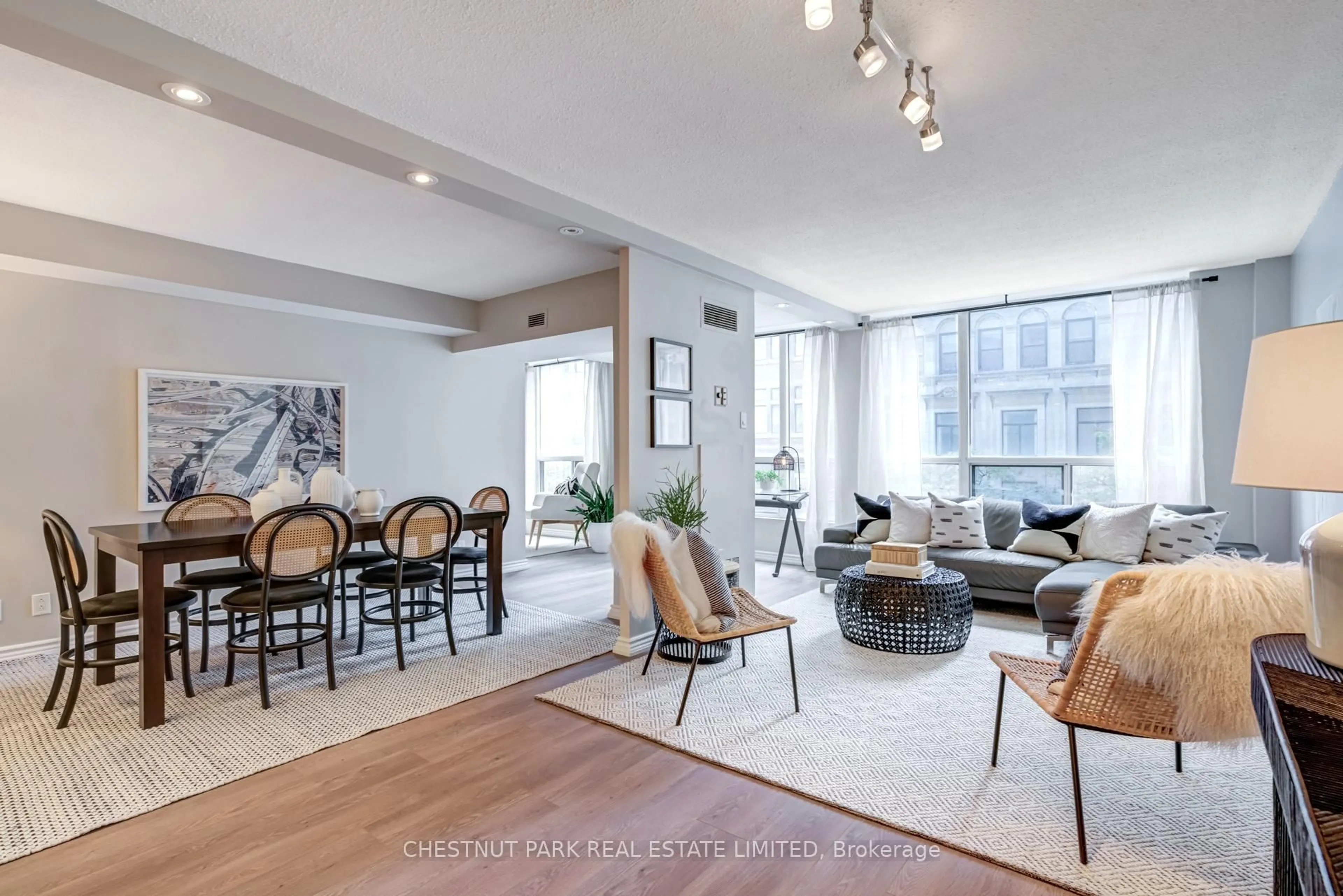 Living room with furniture, unknown for 92 King St #305, Toronto Ontario M5C 2V8