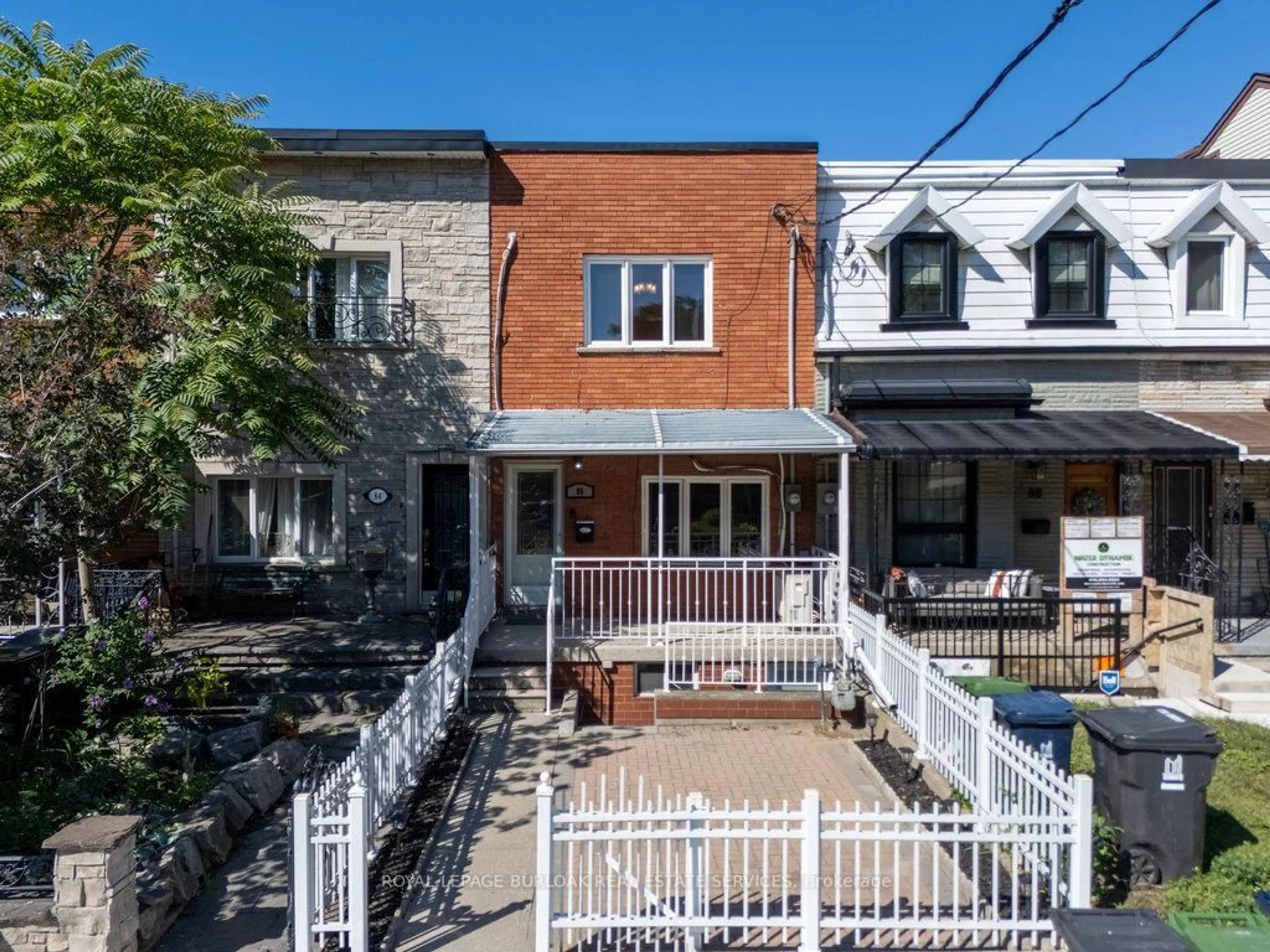 A pic from outside/outdoor area/front of a property/back of a property/a pic from drone, street for 86 Margueretta St, Toronto Ontario M6H 3S3