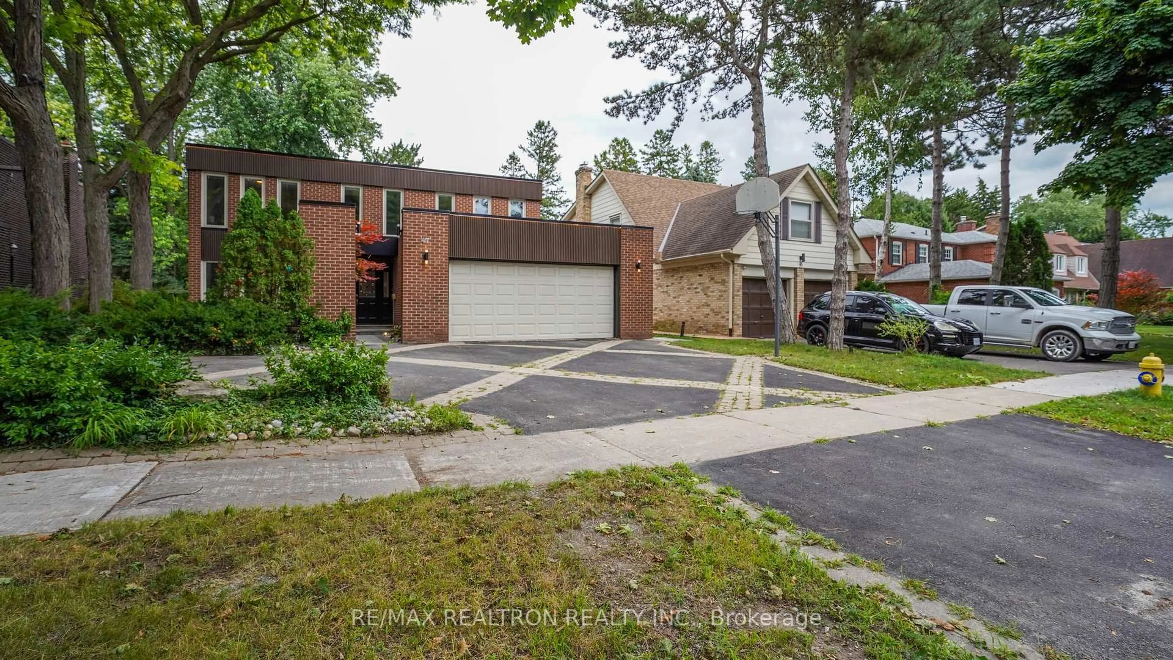 Home with brick exterior material, street for 47 Robinter Dr, Toronto Ontario M2M 3R4