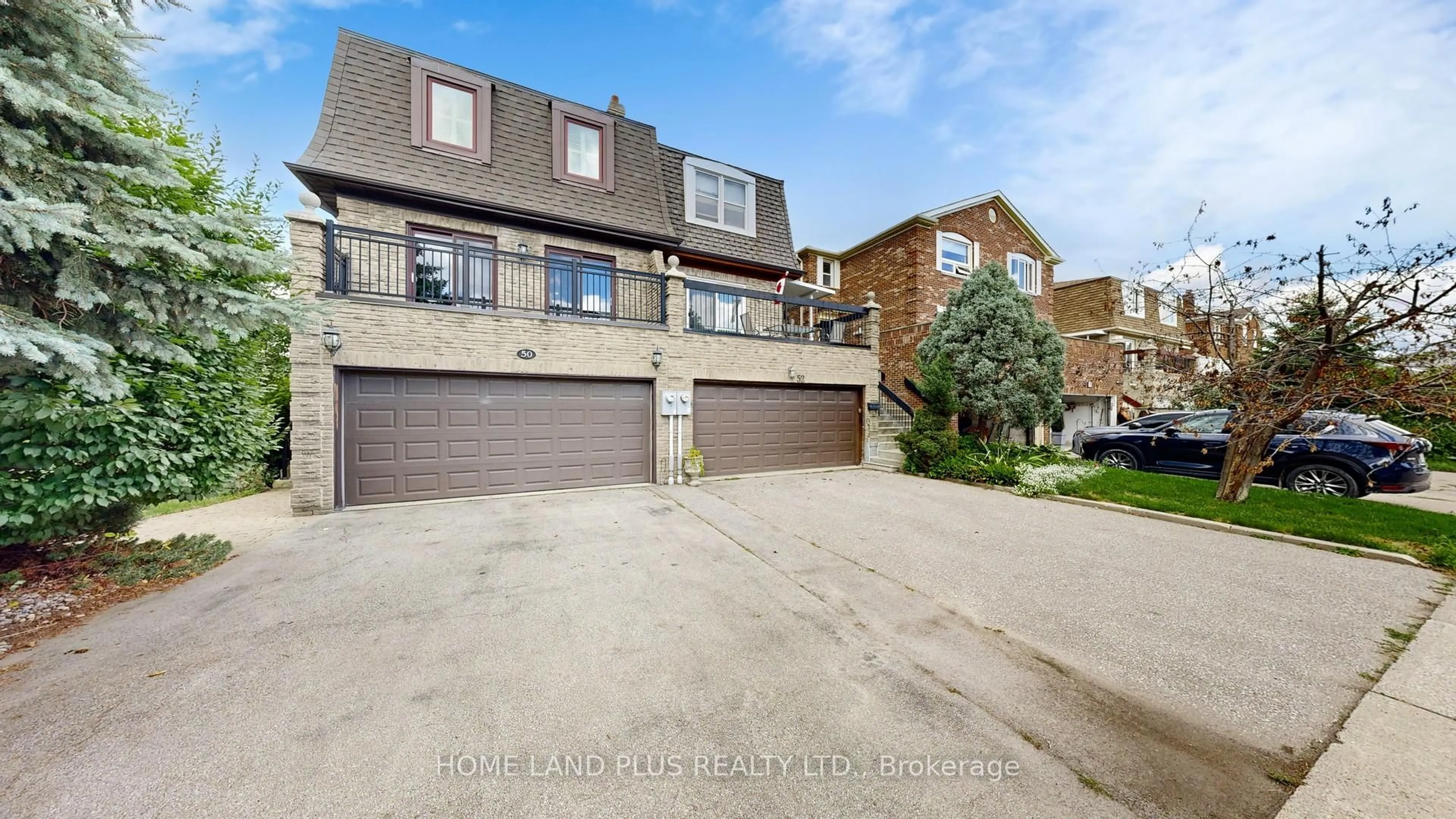 A pic from outside/outdoor area/front of a property/back of a property/a pic from drone, street for 50 Stillwater Cres, Toronto Ontario M2R 3S2