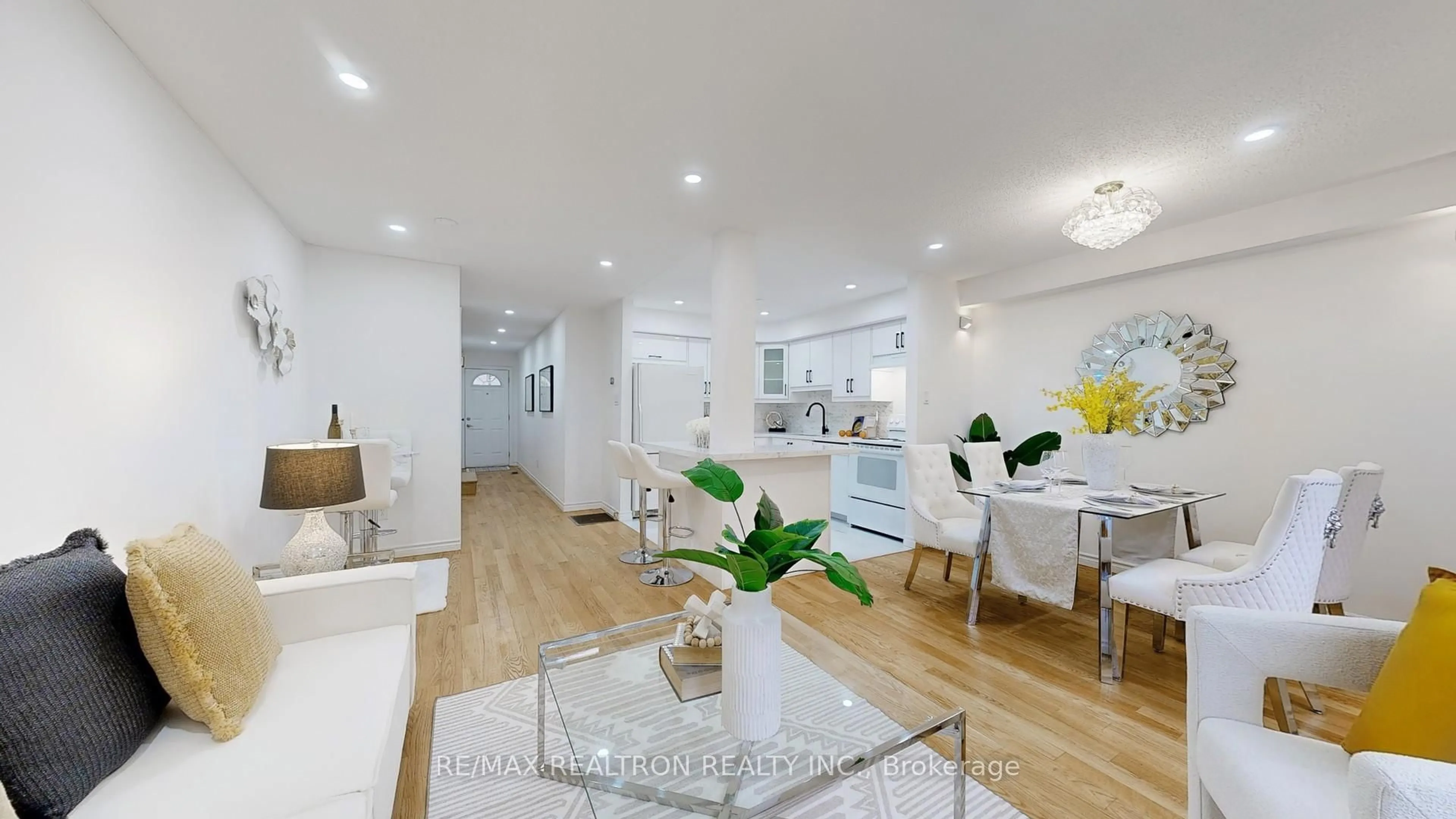 Open concept kitchen, unknown for 37 Woody Vine Way, Toronto Ontario M2J 4H5