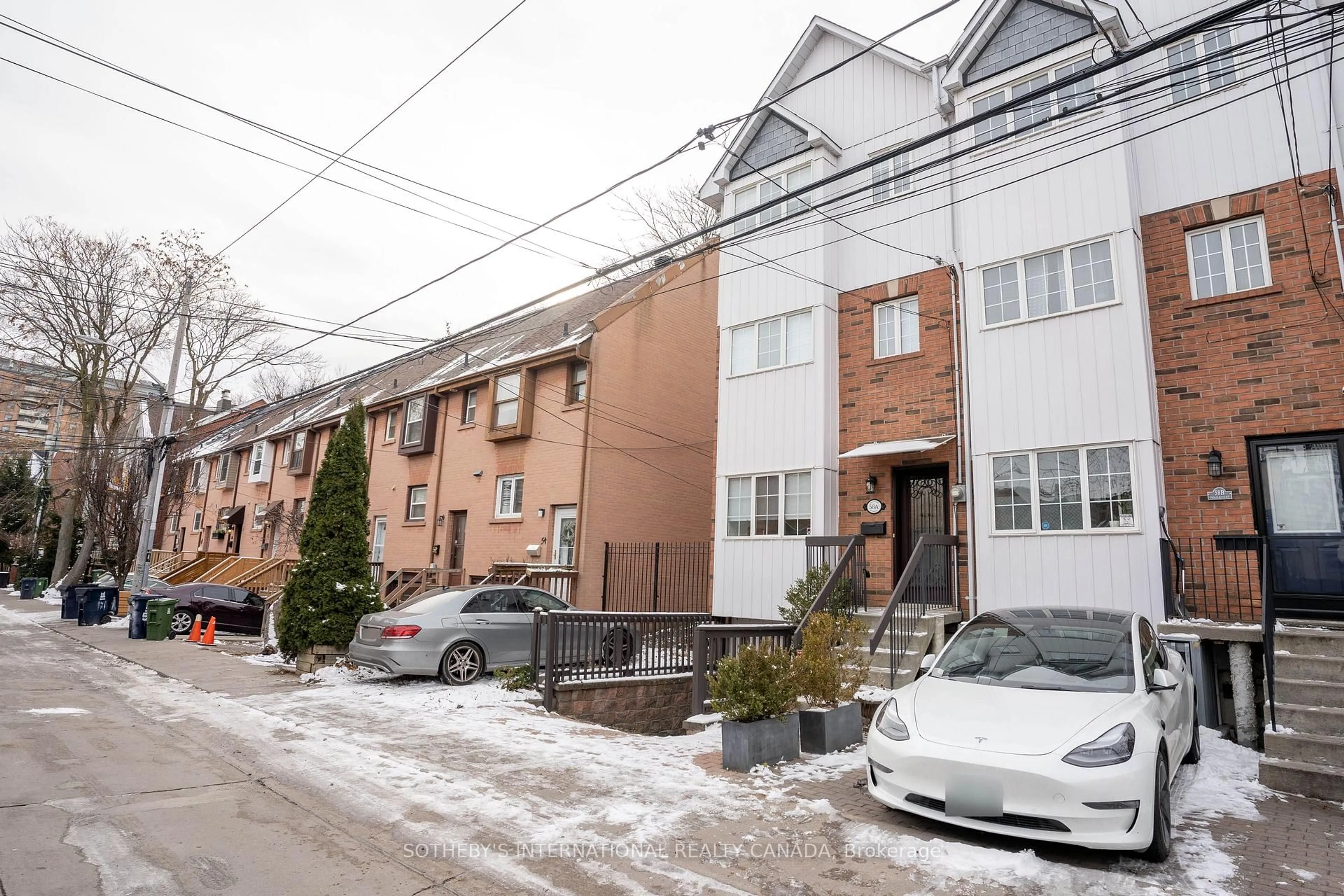 Patio, street for 58A Poulett St, Toronto Ontario M5A 1Z5
