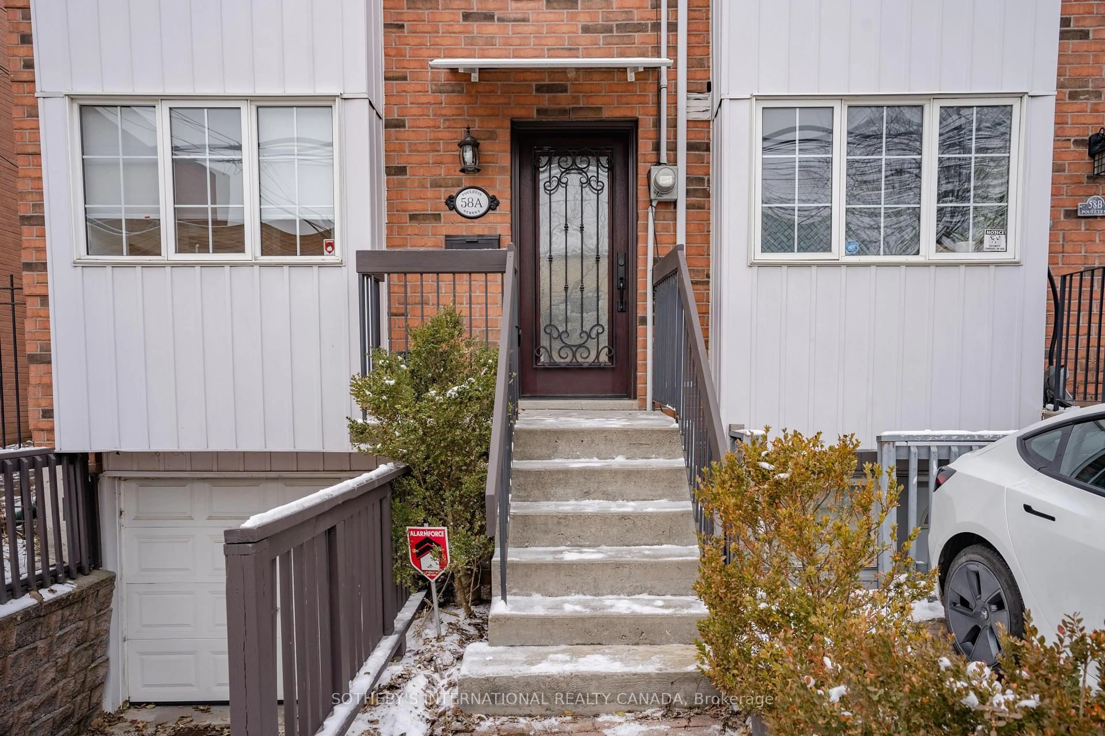 Unknown for 58A Poulett St, Toronto Ontario M5A 1Z5