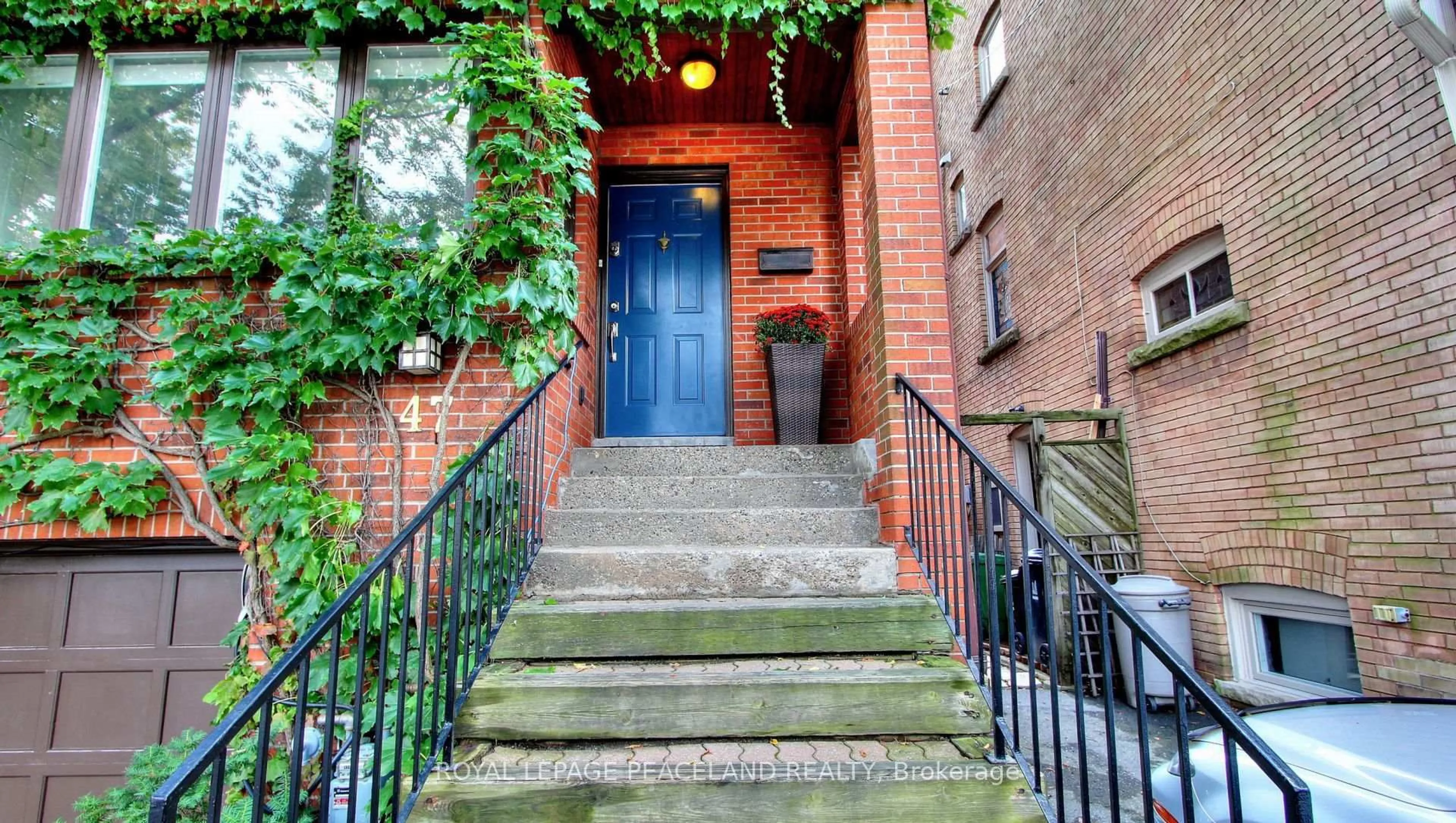 Unknown for 47 Melgund Rd, Toronto Ontario M5R 2A1
