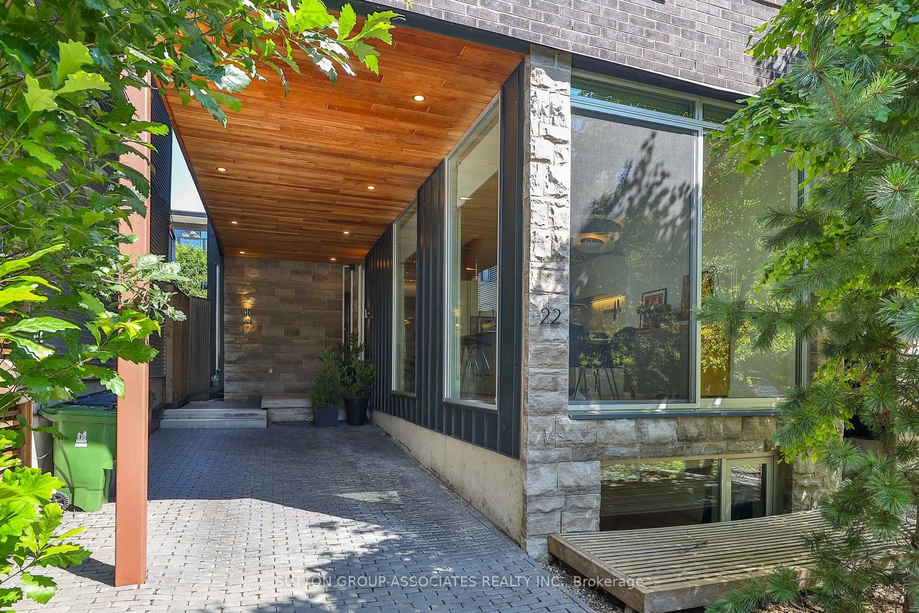 Unknown for 22 Mitchell Ave, Toronto Ontario M6J 1B9
