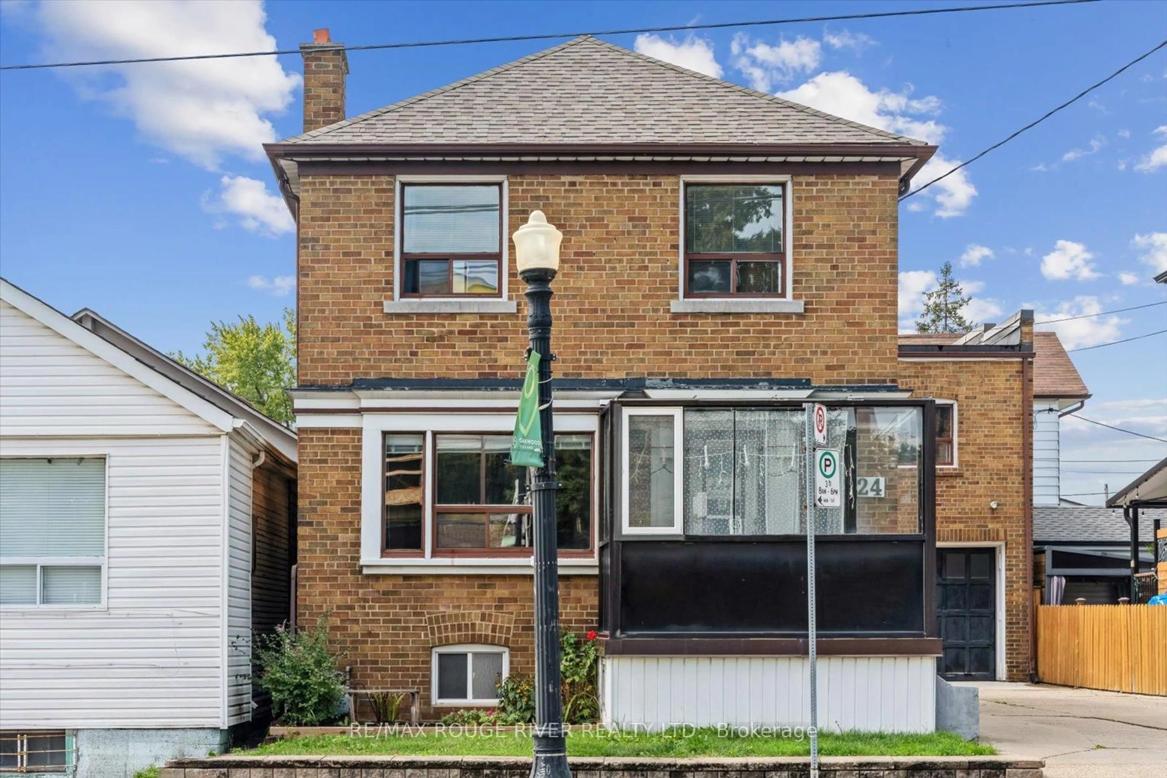 Home with brick exterior material, street for 424 Oakwood Ave, Toronto Ontario M6E 2W3