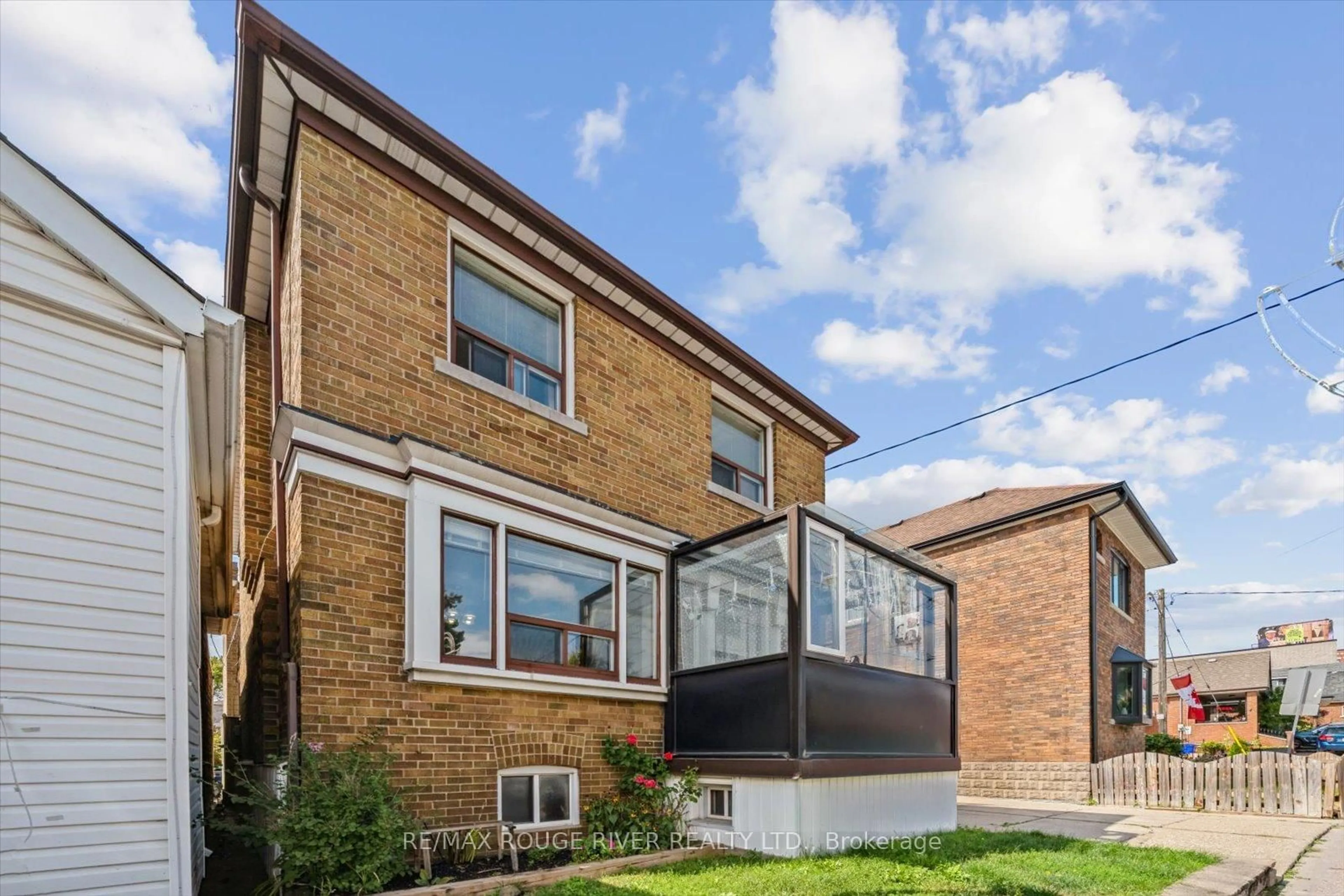 Home with brick exterior material, street for 424 Oakwood Ave, Toronto Ontario M6E 2W3