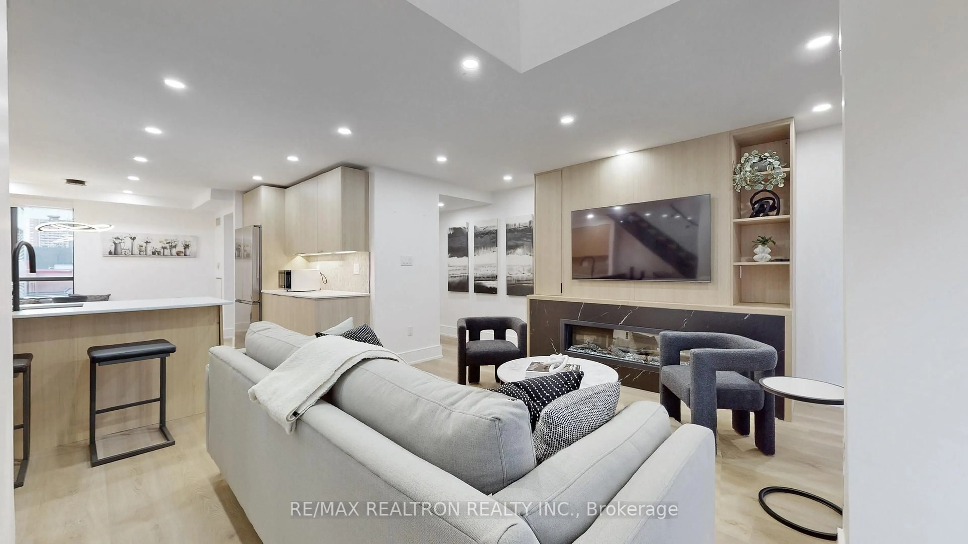 Living room with furniture, unknown for 80 Cumberland St #504, Toronto Ontario M5R 3V1