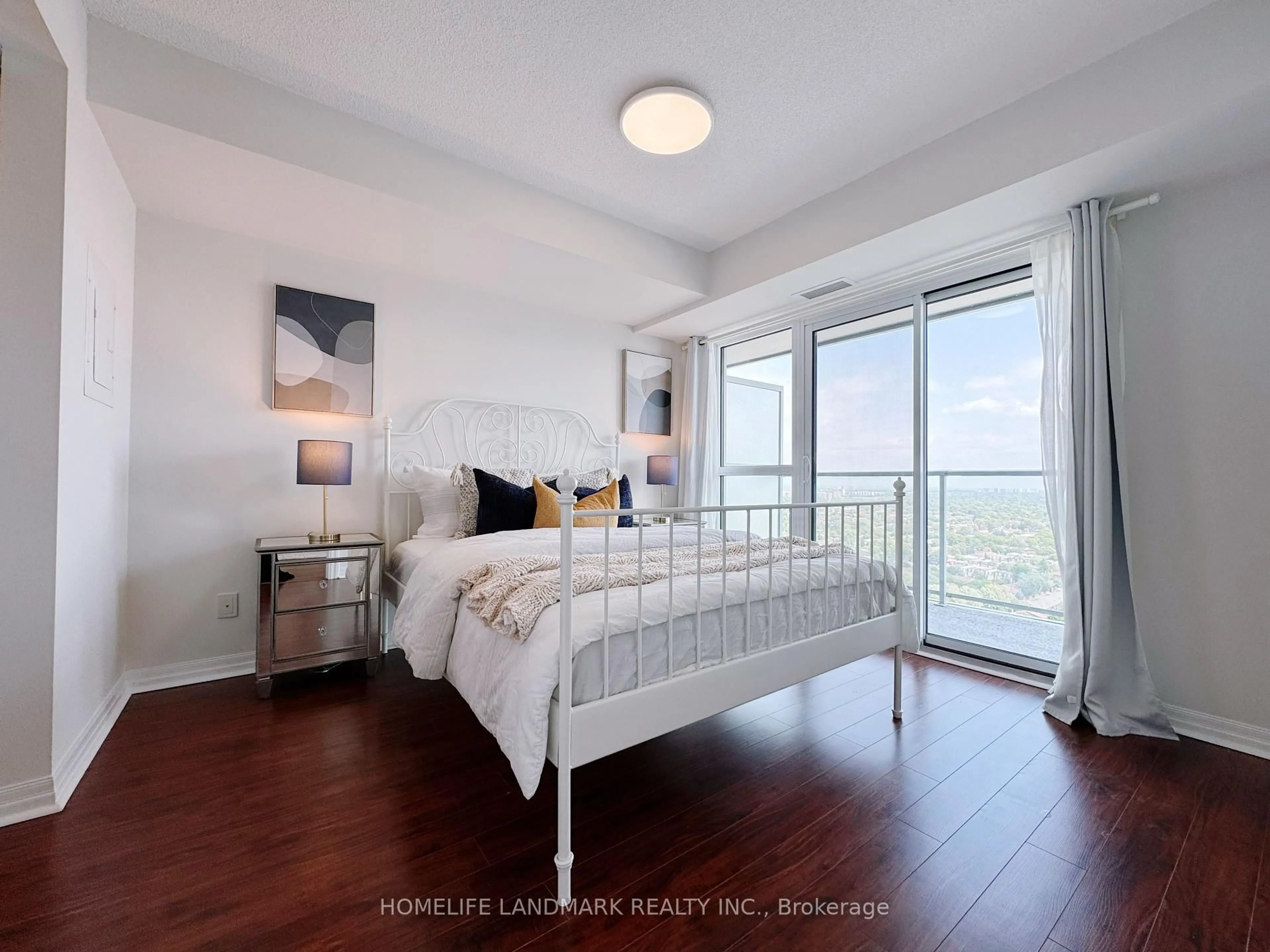 Bedroom with bed, wood/laminate floor for 275 Yorkland Rd #2906, Toronto Ontario M2J 0B4