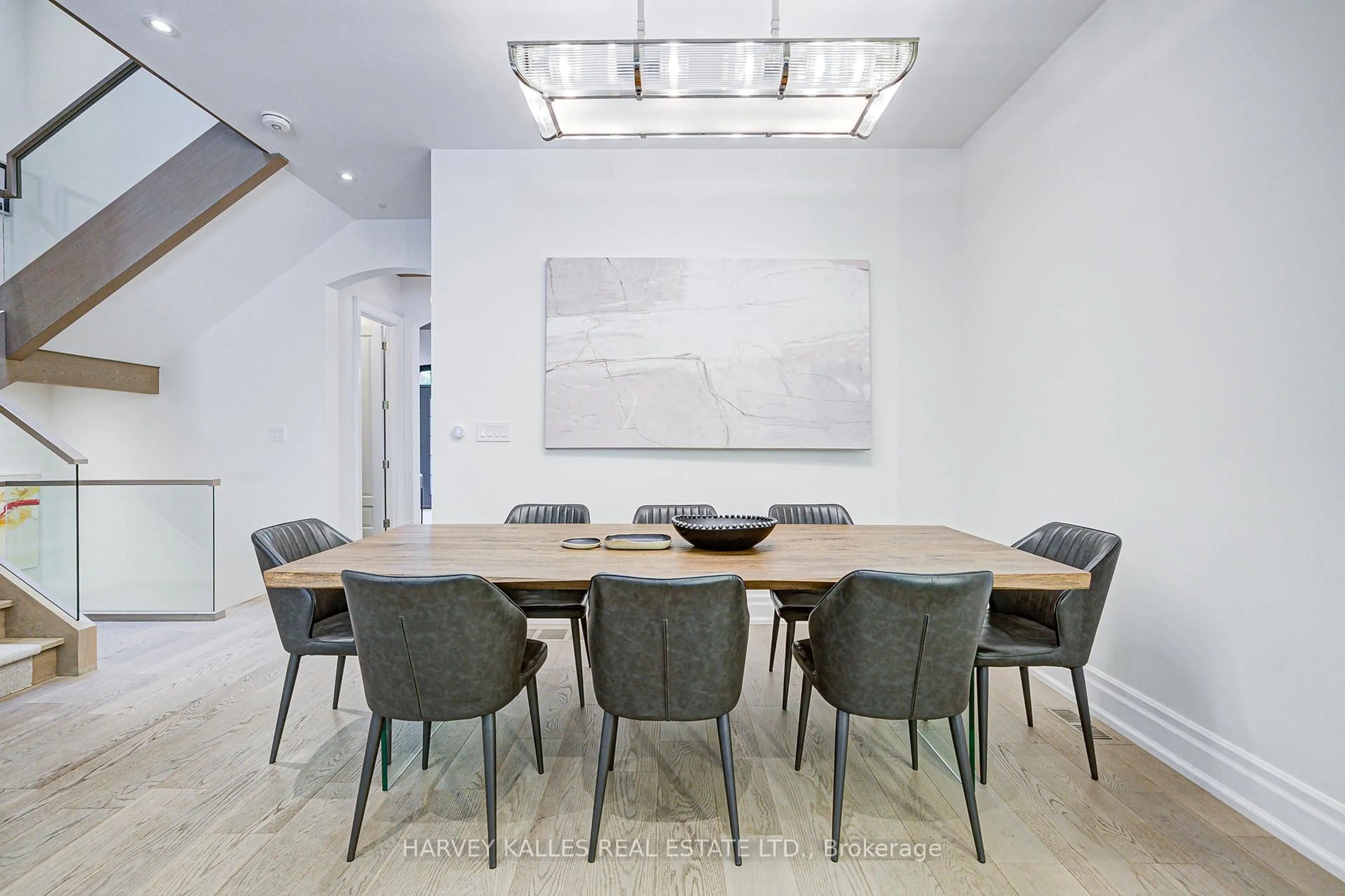 Dining room, unknown for 569 Arlington Ave, Toronto Ontario M6C 3A6