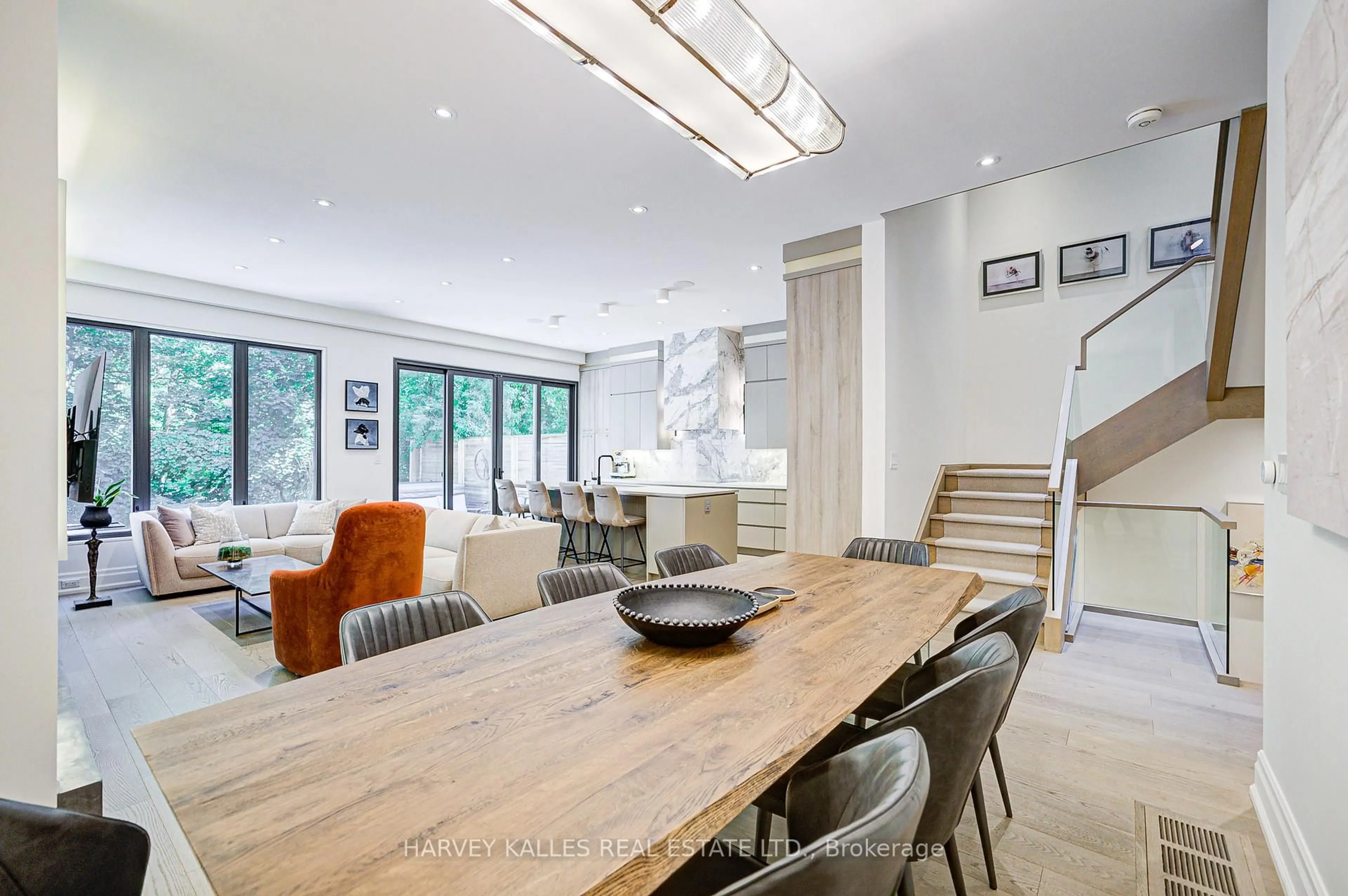Unknown for 569 Arlington Ave, Toronto Ontario M6C 3A6