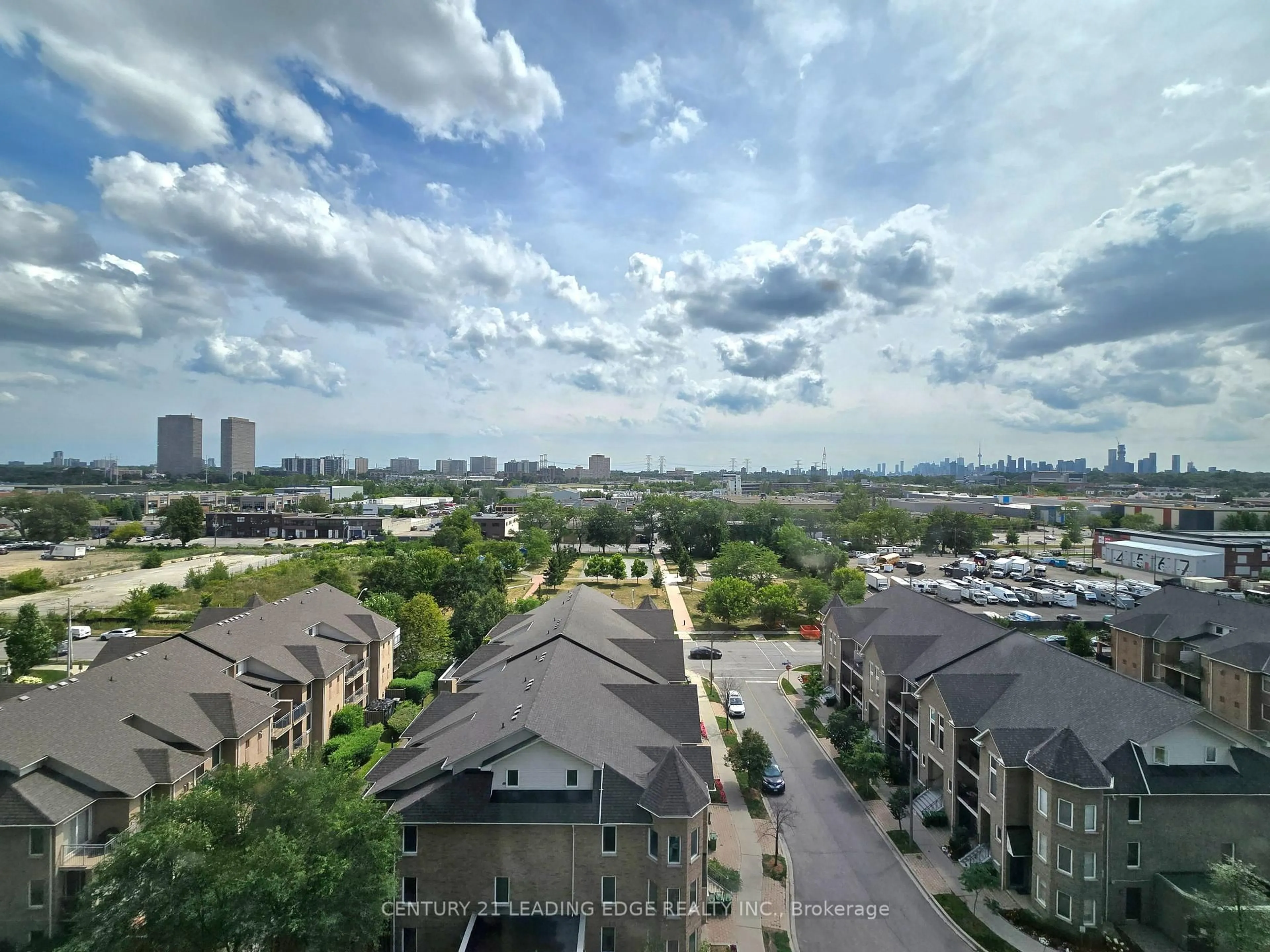 A pic from outside/outdoor area/front of a property/back of a property/a pic from drone, city buildings view from balcony for 35 Brian Peck Cres #914, Toronto Ontario M4G 0A5