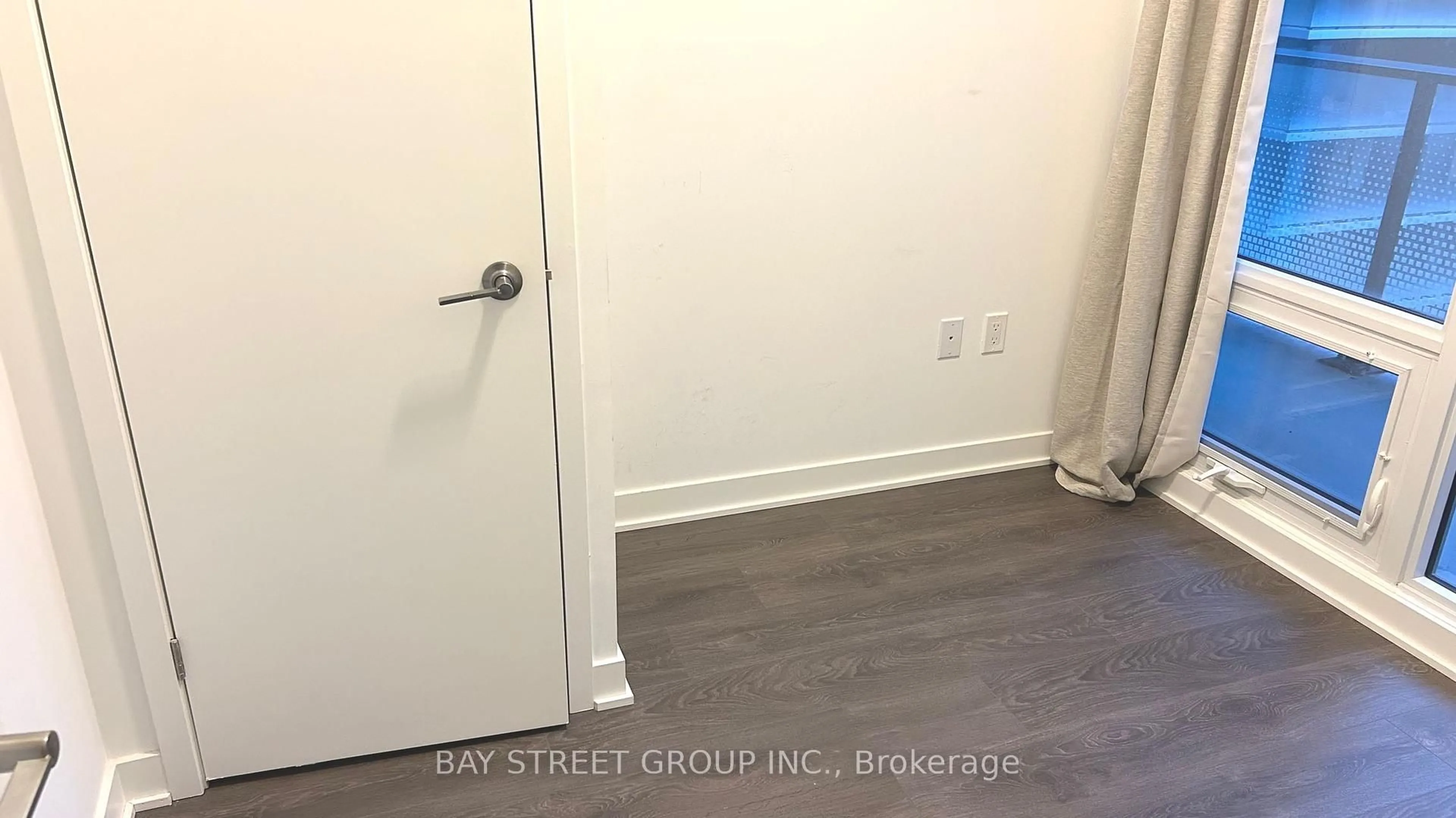 Unknown for 115 Blue Jays Way #1602, Toronto Ontario M5V 0N4