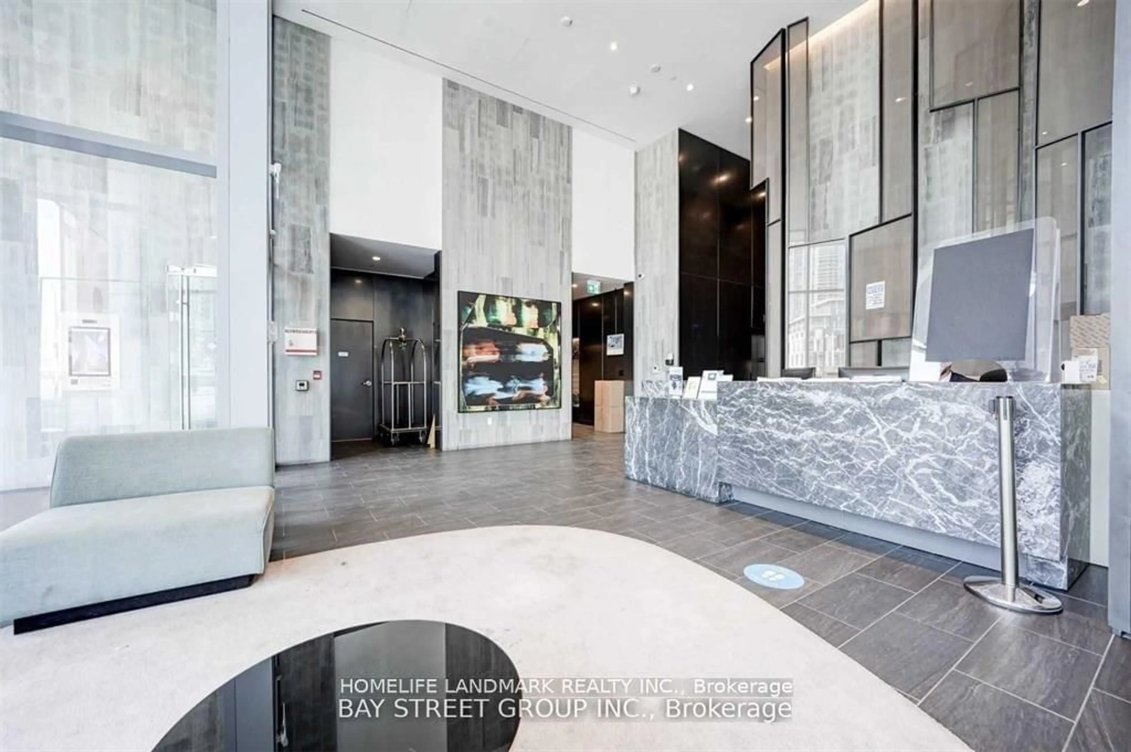 Lobby for 27 BATHURST St #1113, Toronto Ontario M5V 2P1
