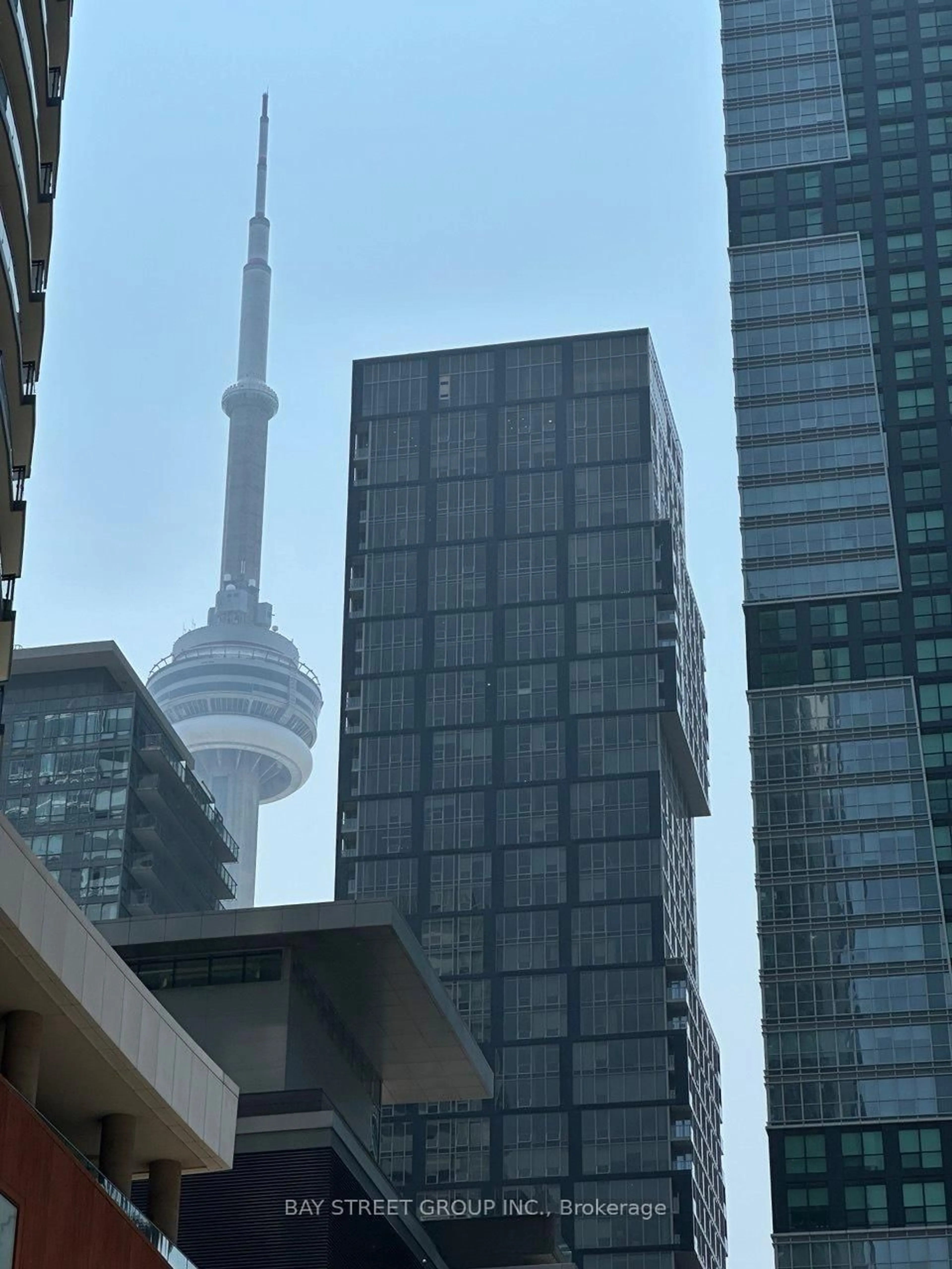 A pic of a room for 327 King St #702, Toronto Ontario M5V 0W7